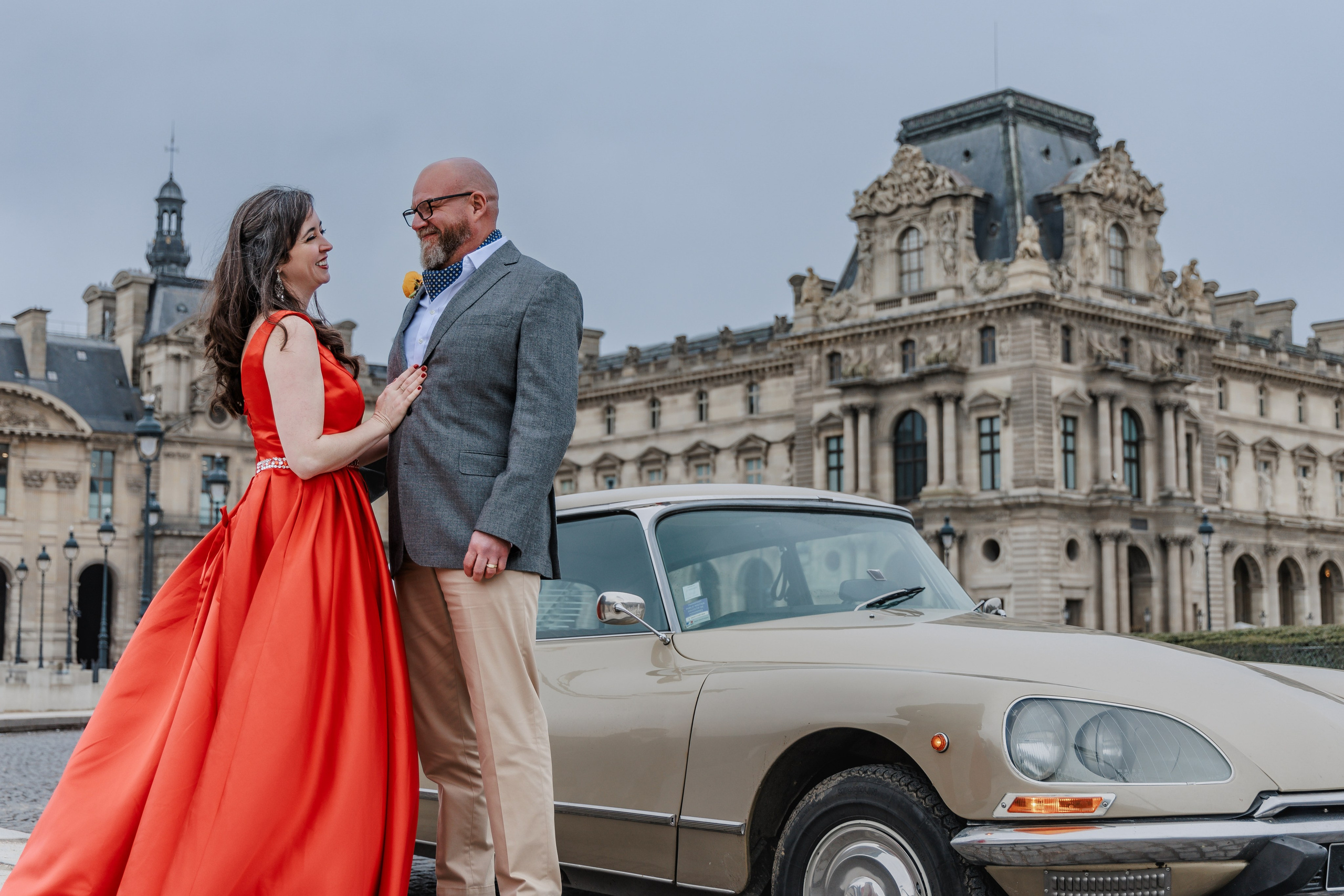 Paris Photo Tour in a Classic DS23 Pallas. Photographe à Paris