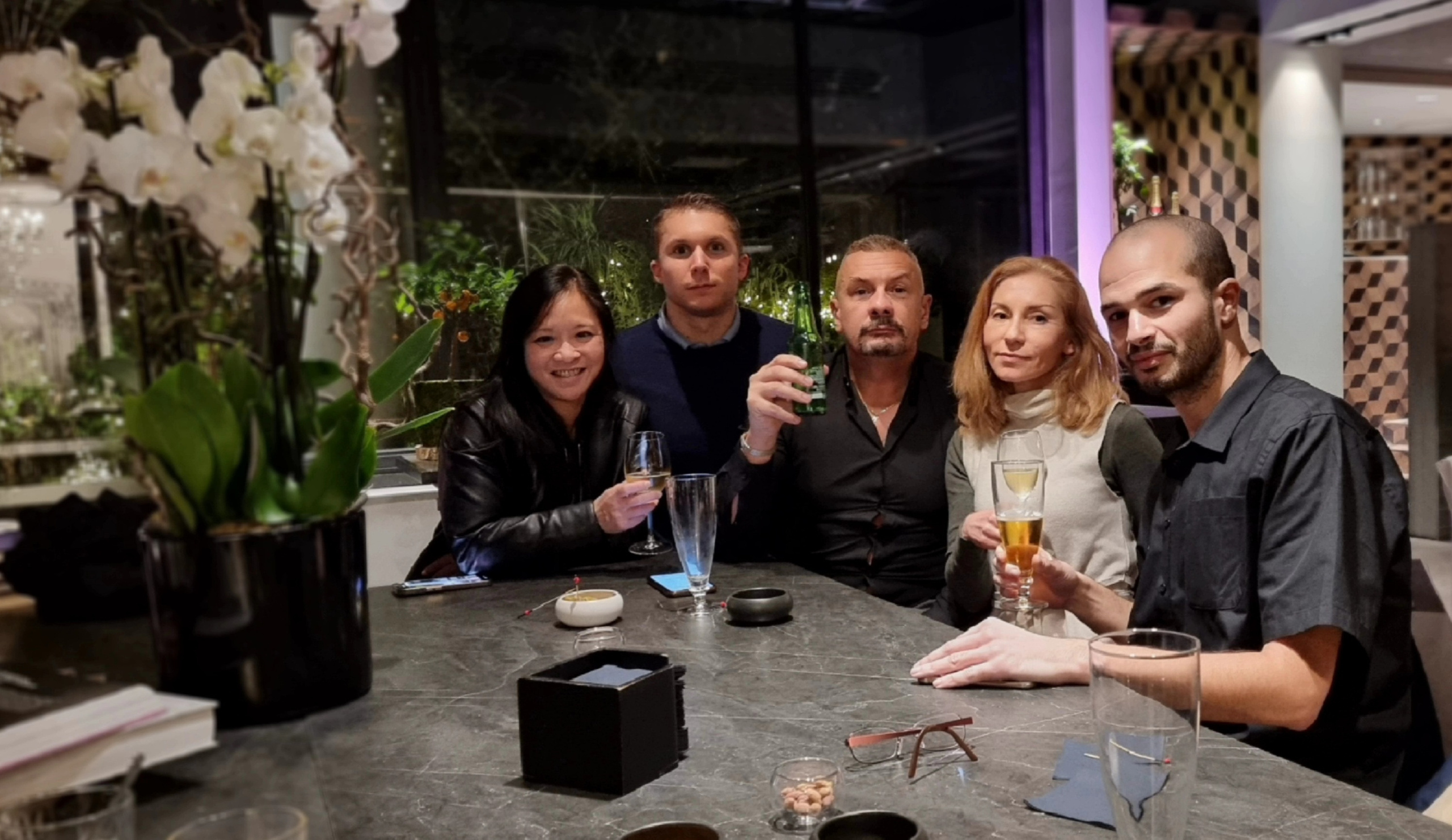 TOUCHE PAS A MON FLIC!. Natalia Bogdanovska. Films et photographie corporate en France