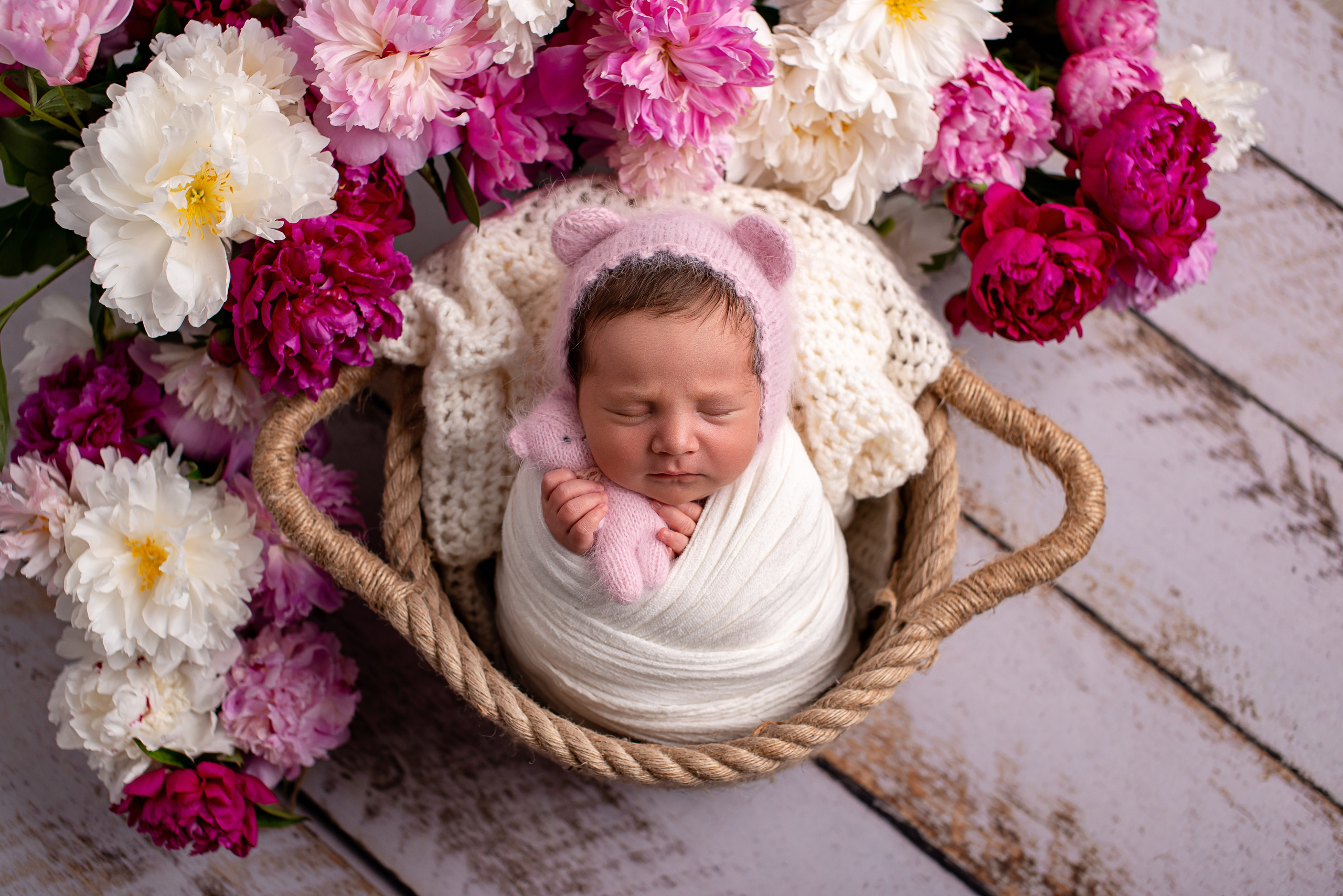 Neugeborenenfotos in Berlin – Studio oder bei Ihnen zu Hause