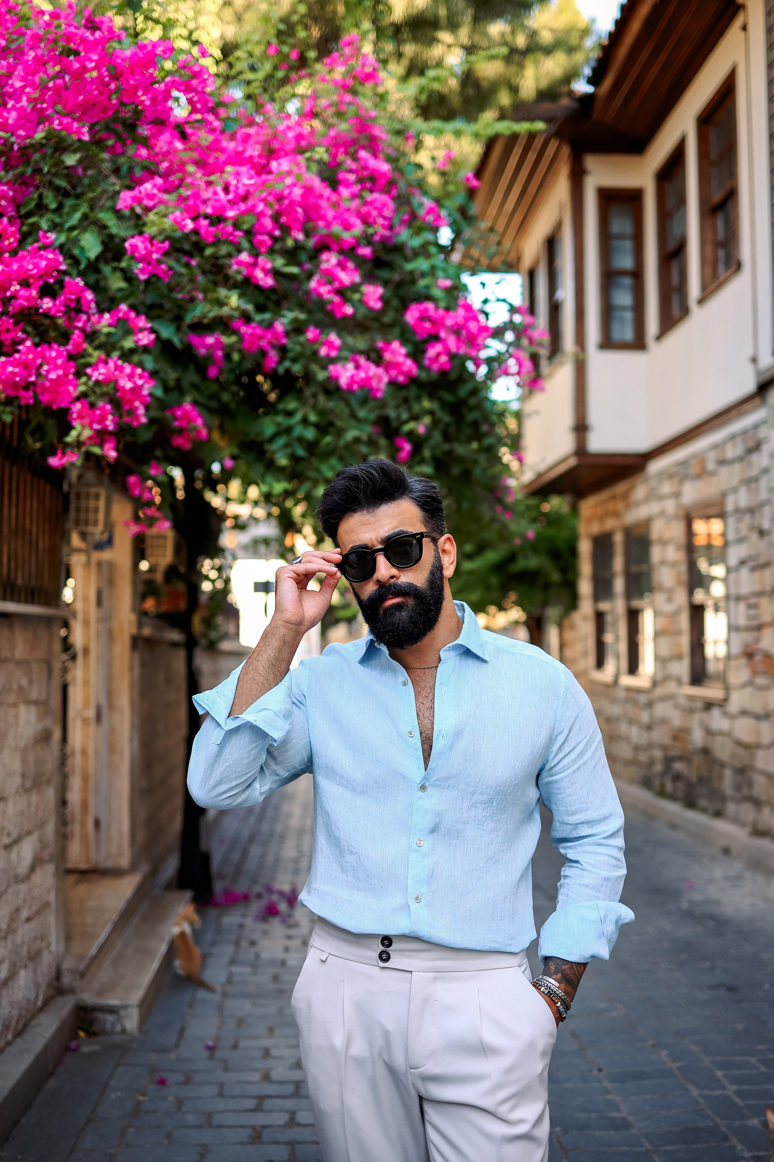 Photoshooting in old town of Antalya. Photographer in Turkey, Antalya, Kemer, Belek, Side, Kas, Fethiye