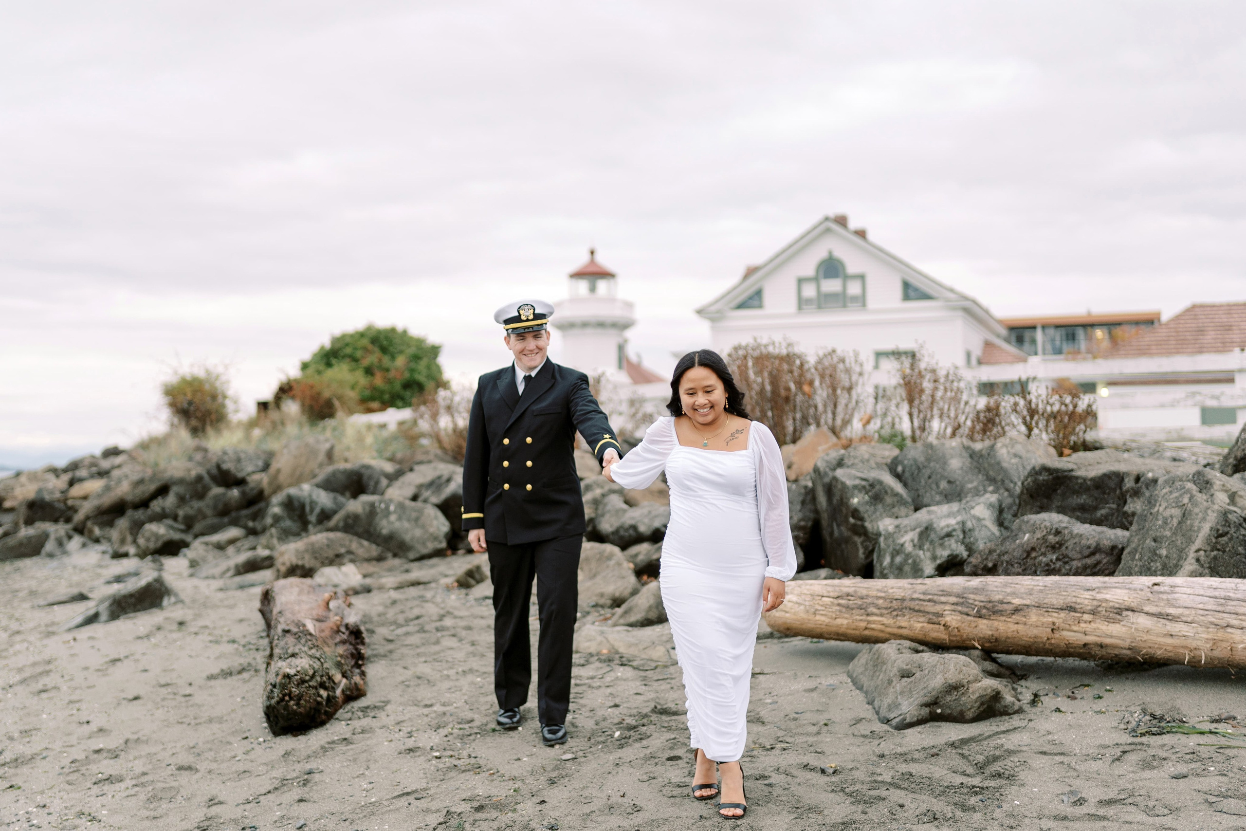 Engagement photoshoot. Dayana & Dag. Mukilteo ligthhouse. November 2024. EVAN ARISTOV WEDDING PHOTOGRAPHY — Seattle Wedding Photographer