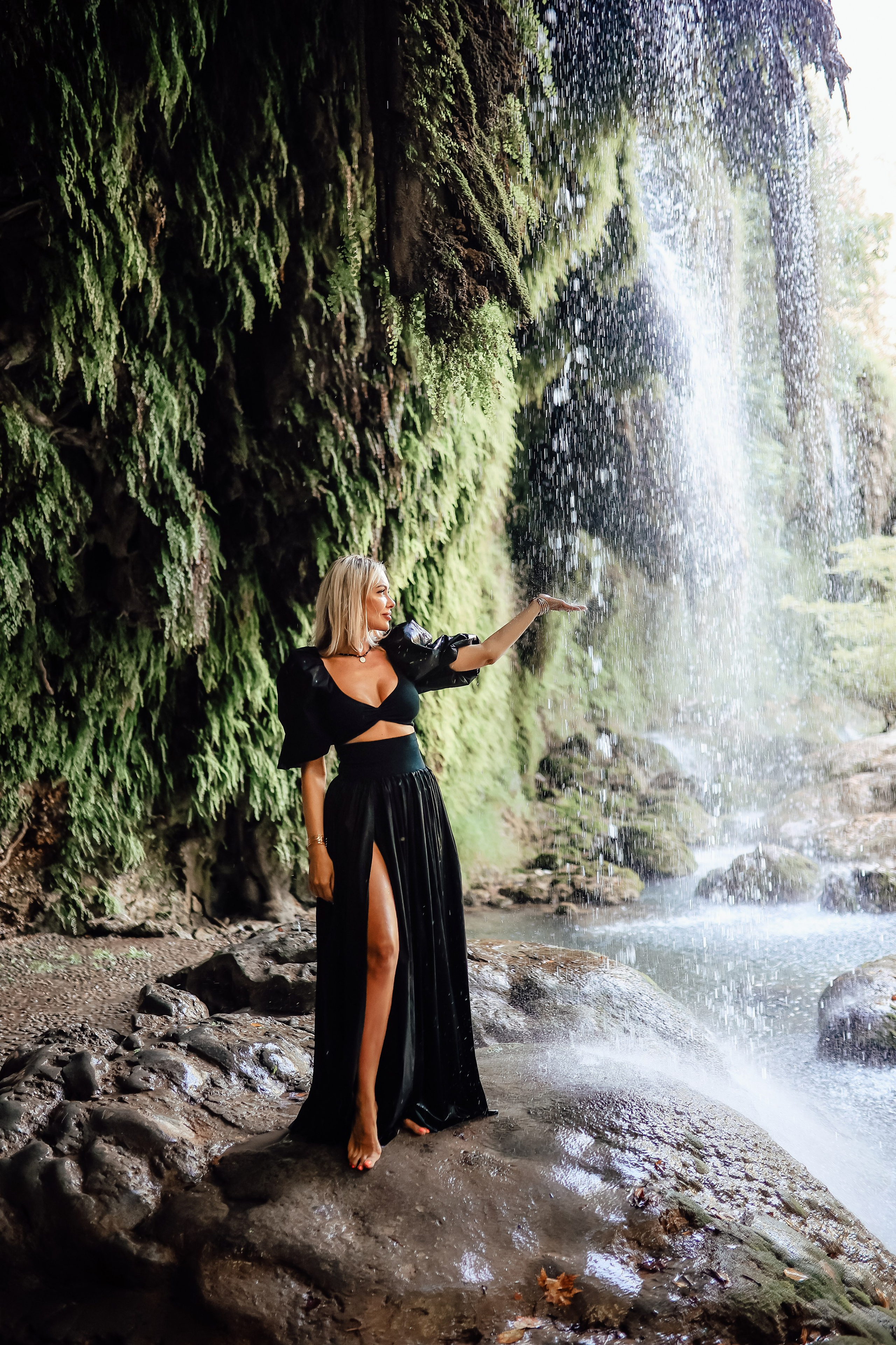 Photoshooting at Kurshunlu waterfall. Photographer in Turkey, Antalya, Kemer, Belek, Side, Kas, Fethiye