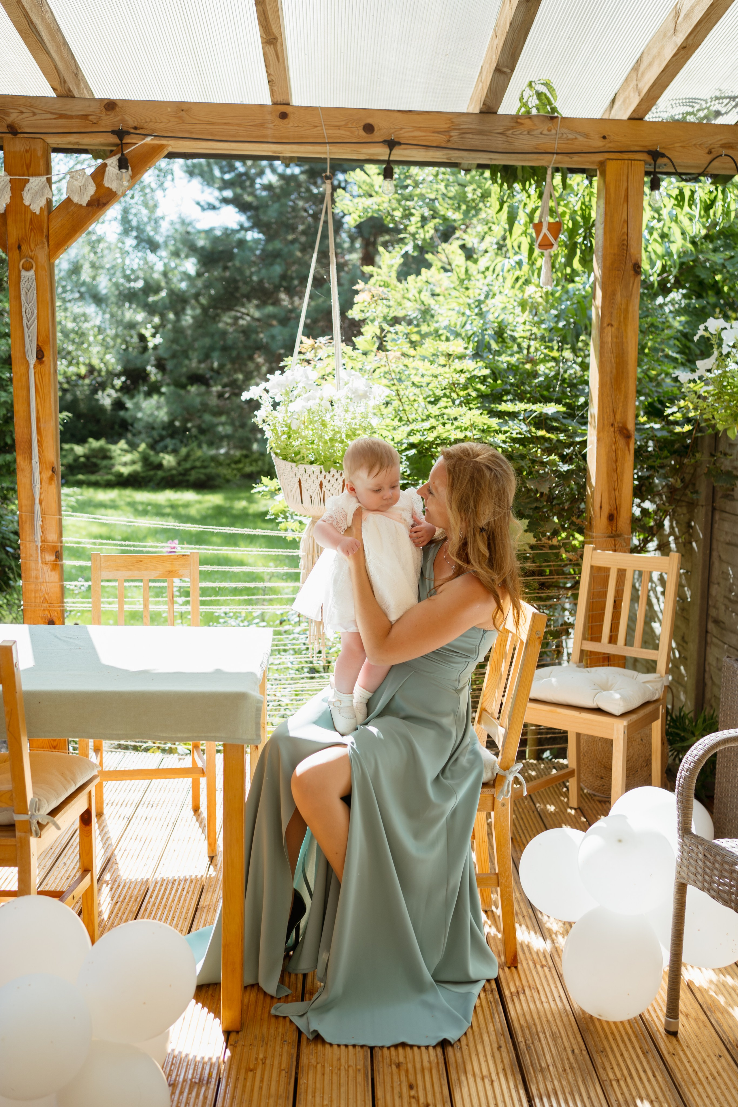 Reportaż z okazji Chrztu Świętego w Łodzi. Fotograf Łódź - sesja ciążowa, noworodkowa, dziecięca. Studio w Łodzi