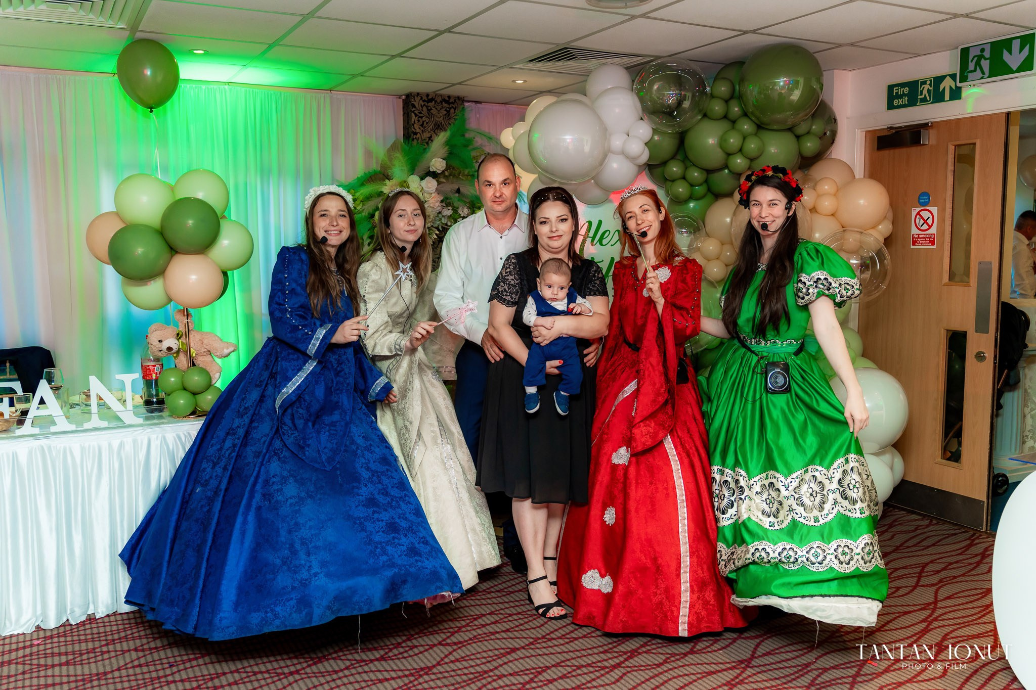 Amintiri de Neuitat la Botez - Ionut Tantan Foto & Film. TANTAN IONUT FOTO & FILM