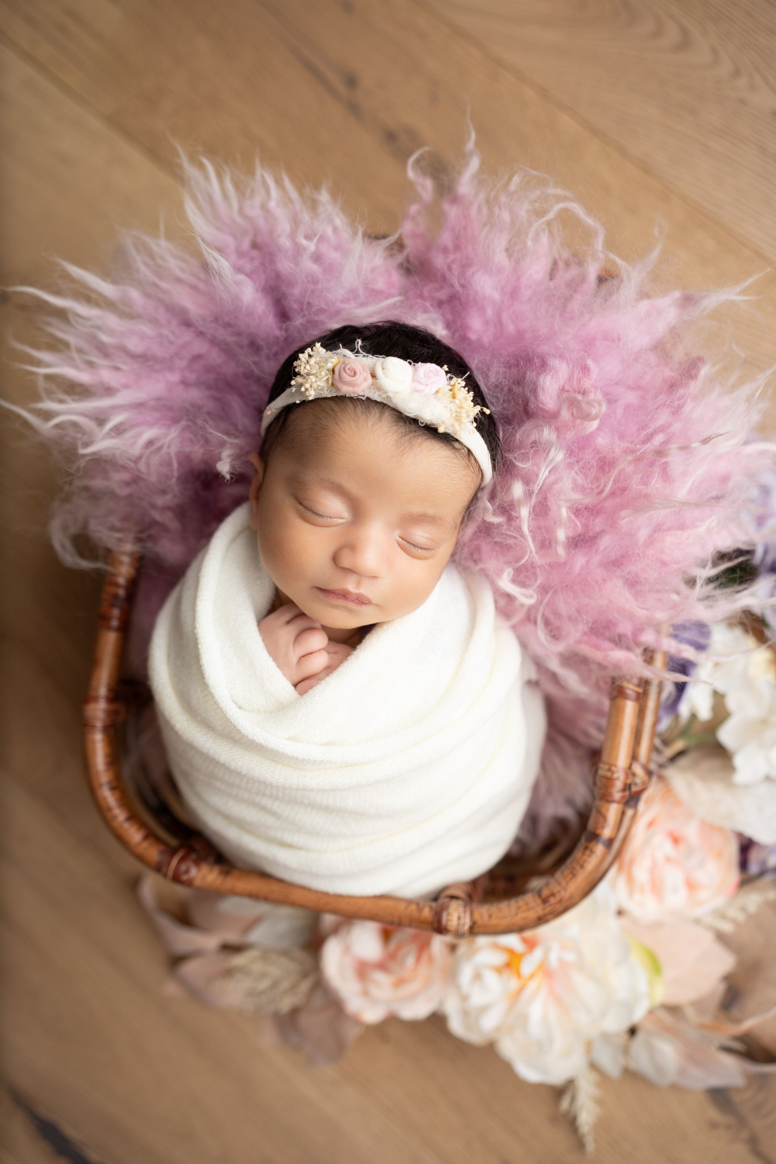 Posed Newborn. Maternity, family and newborn photography in San Francisco Bay Area