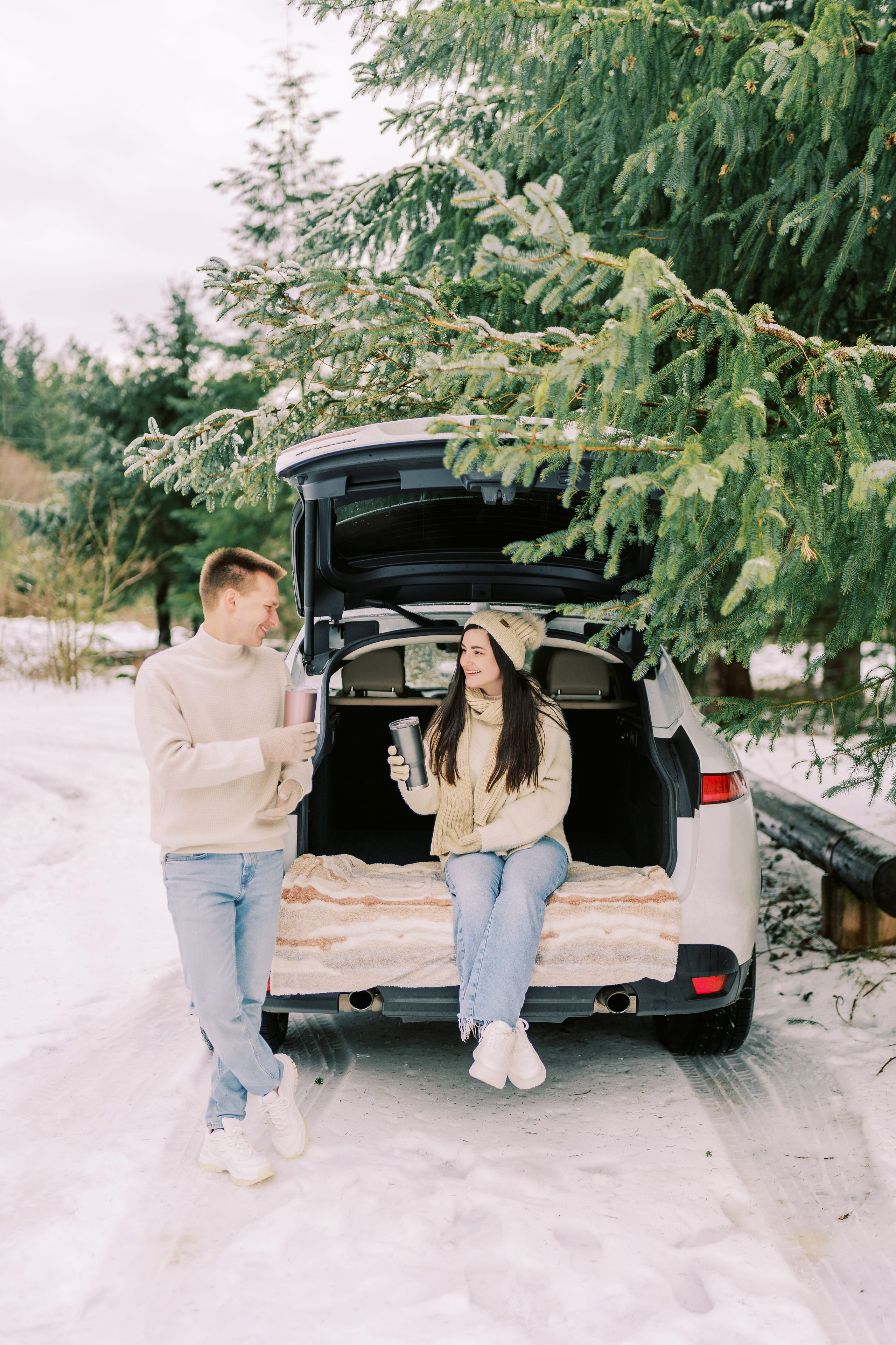Irina & Bogdan / January 2024. Rattlesnake Lake, WA. EVAN ARISTOV WEDDING PHOTOGRAPHY — Seattle Wedding Photographer