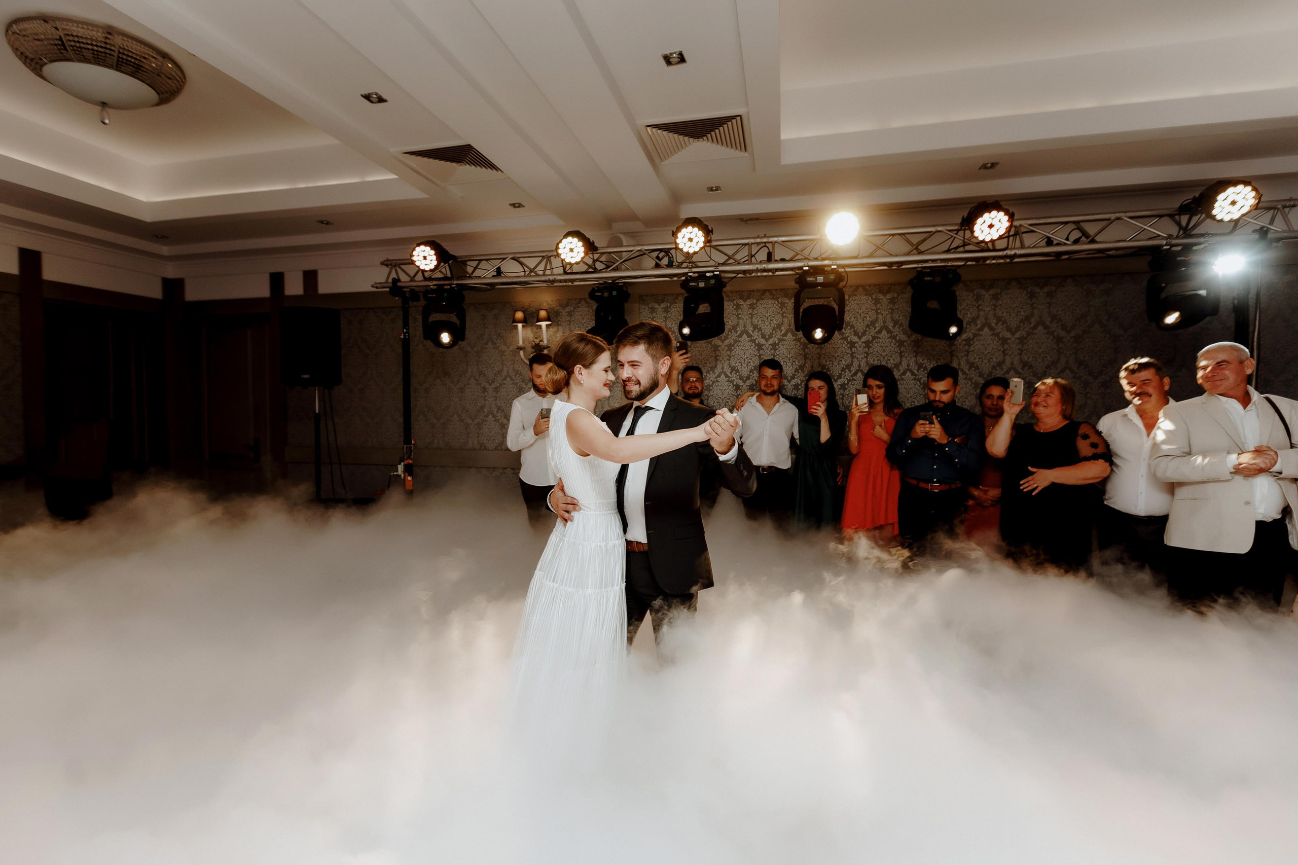 Dragoste pe buze. Servicii Foto Video în Chișinău și Europa ID-Brothers