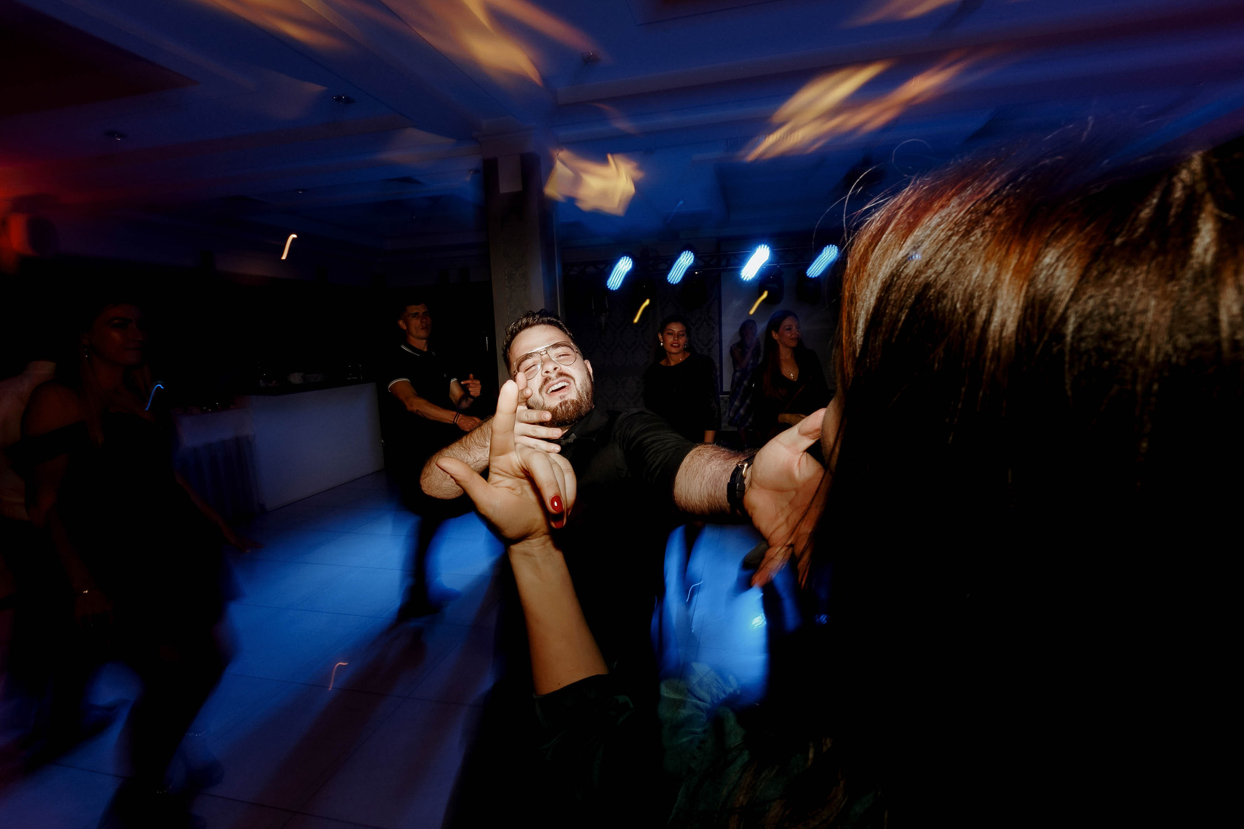 Dragoste pe buze. Servicii Foto Video în Chișinău și Europa ID-Brothers