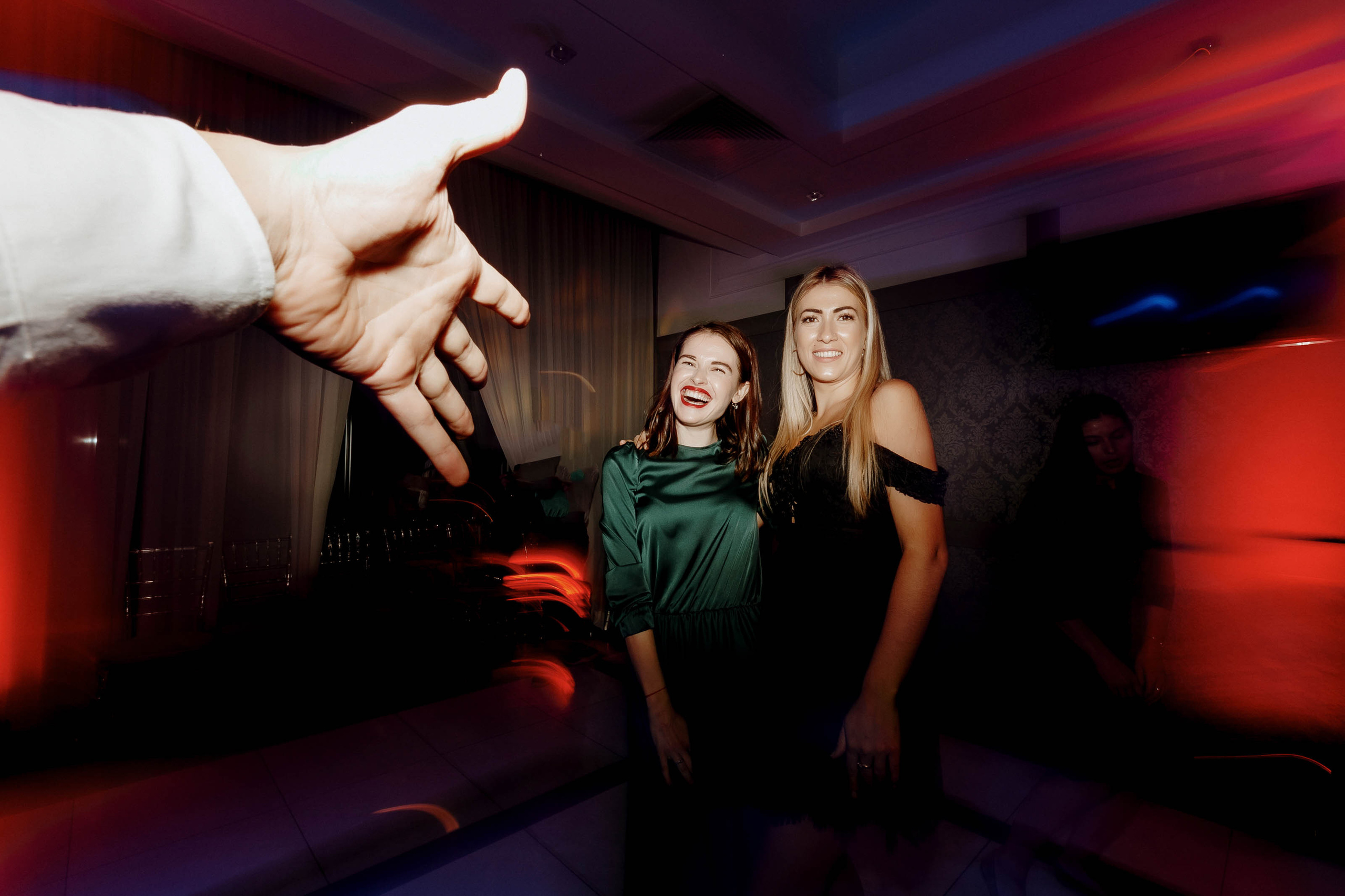 Dragoste pe buze. Servicii Foto Video în Chișinău și Europa ID-Brothers