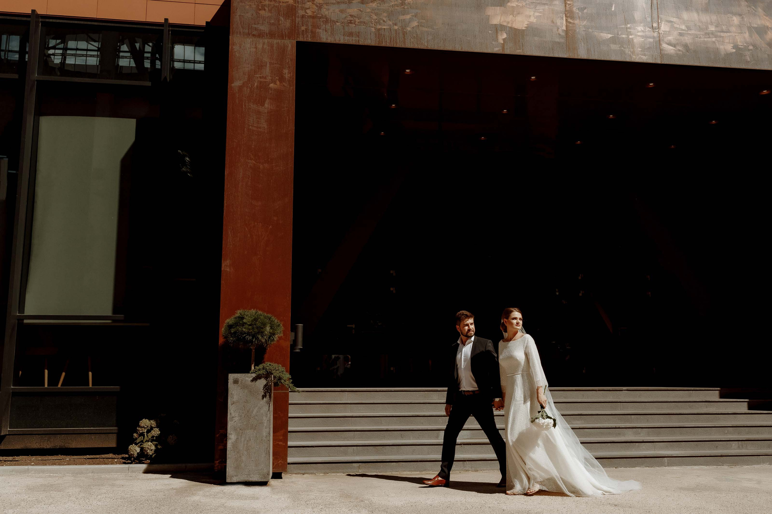 Dragoste pe buze. Servicii Foto Video în Chișinău și Europa ID-Brothers