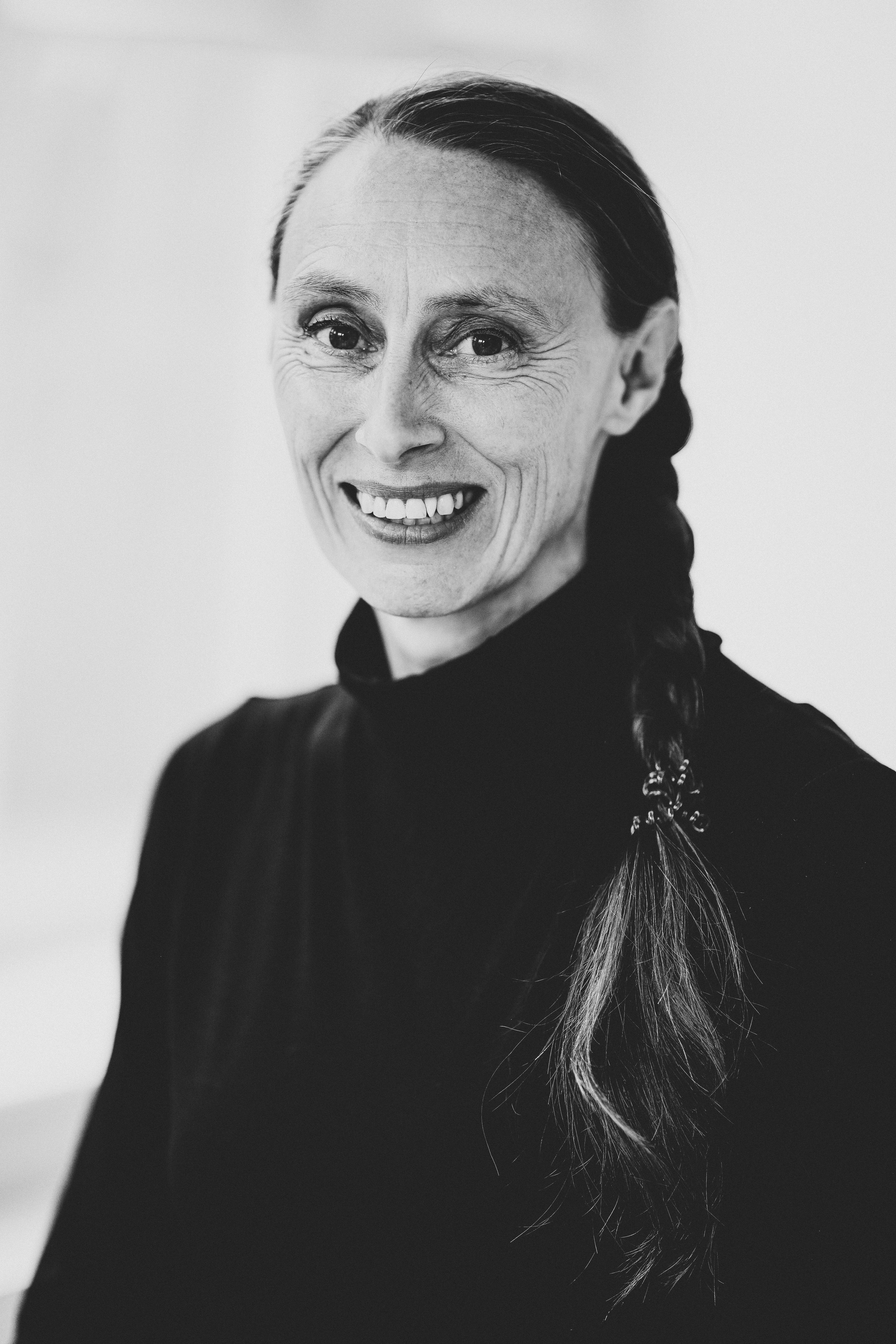 Headshot and portrait photographer in Solihull. Creative Family, Brand, Boudoir and Wedding Photographer in Solihull & Birmingham Irina Zoteeva