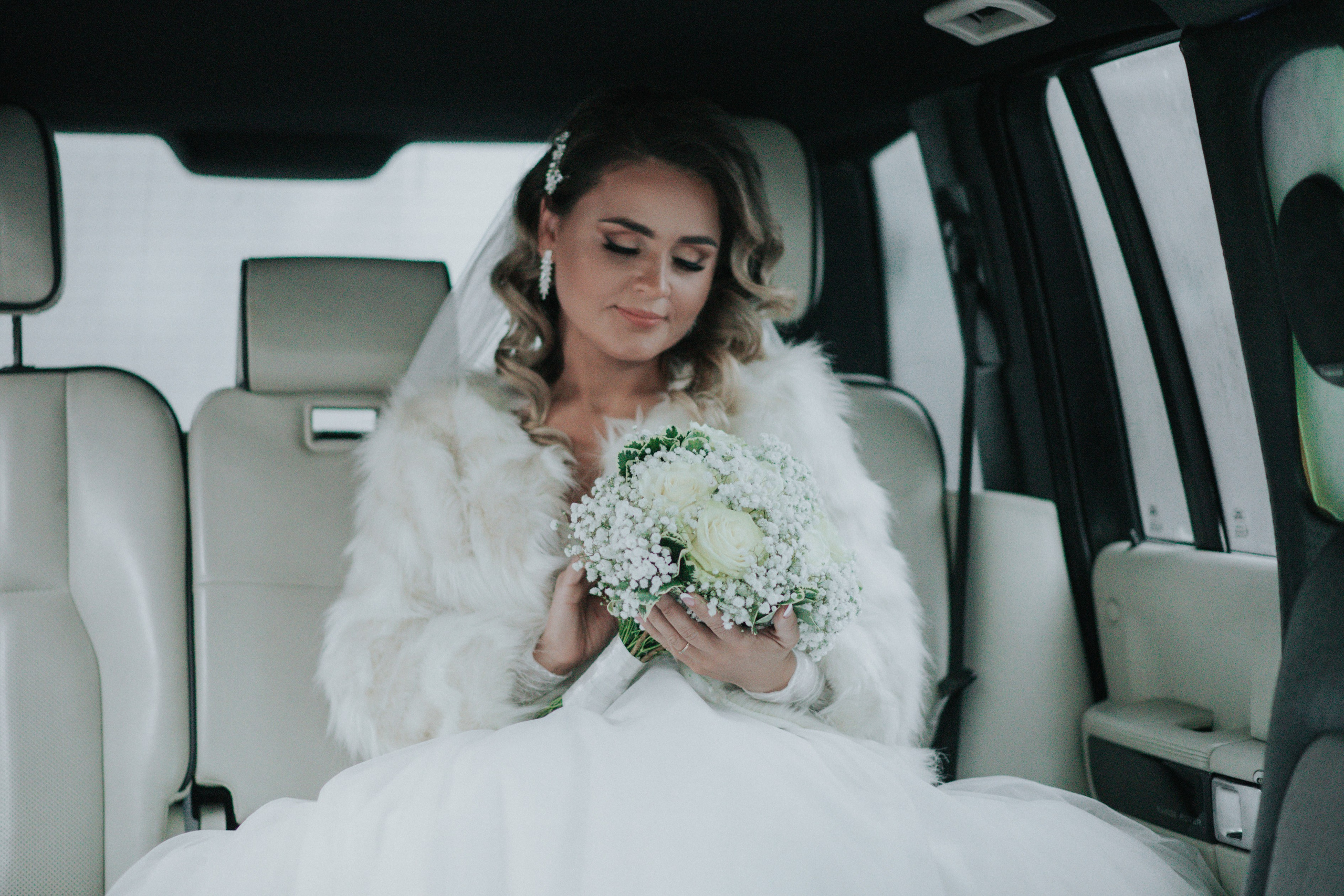 Vestuvių fotosesija, pasiruošimas, Vestuvių pasiruošimo fotografavimas. Vestuvių fotografas Vilnius Trakai kaina vestuvių fotografavimas fotografė personal.lt photogrpahy kainos jaunoji jaunikis nuotaka santuoka vestuvės, profesionali natūrali meninė reportažinė klasikinė fotosesija