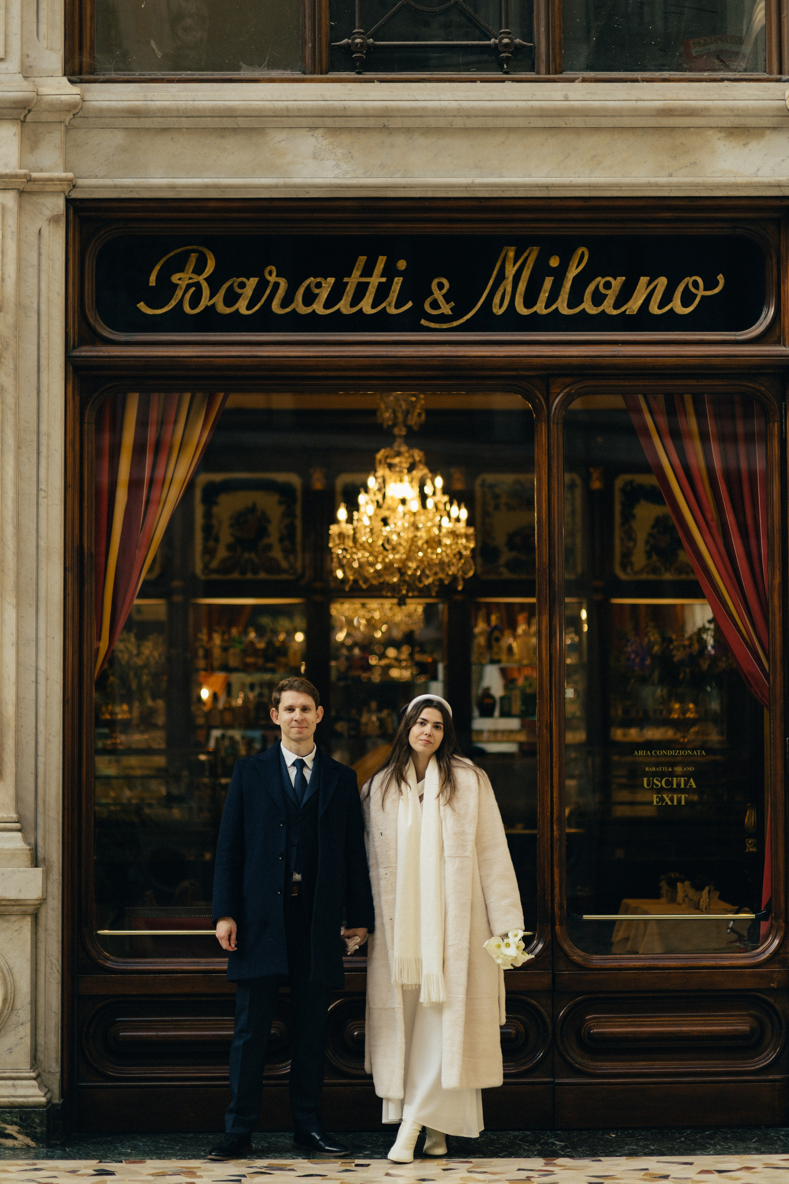Love story portraits in Turin city center