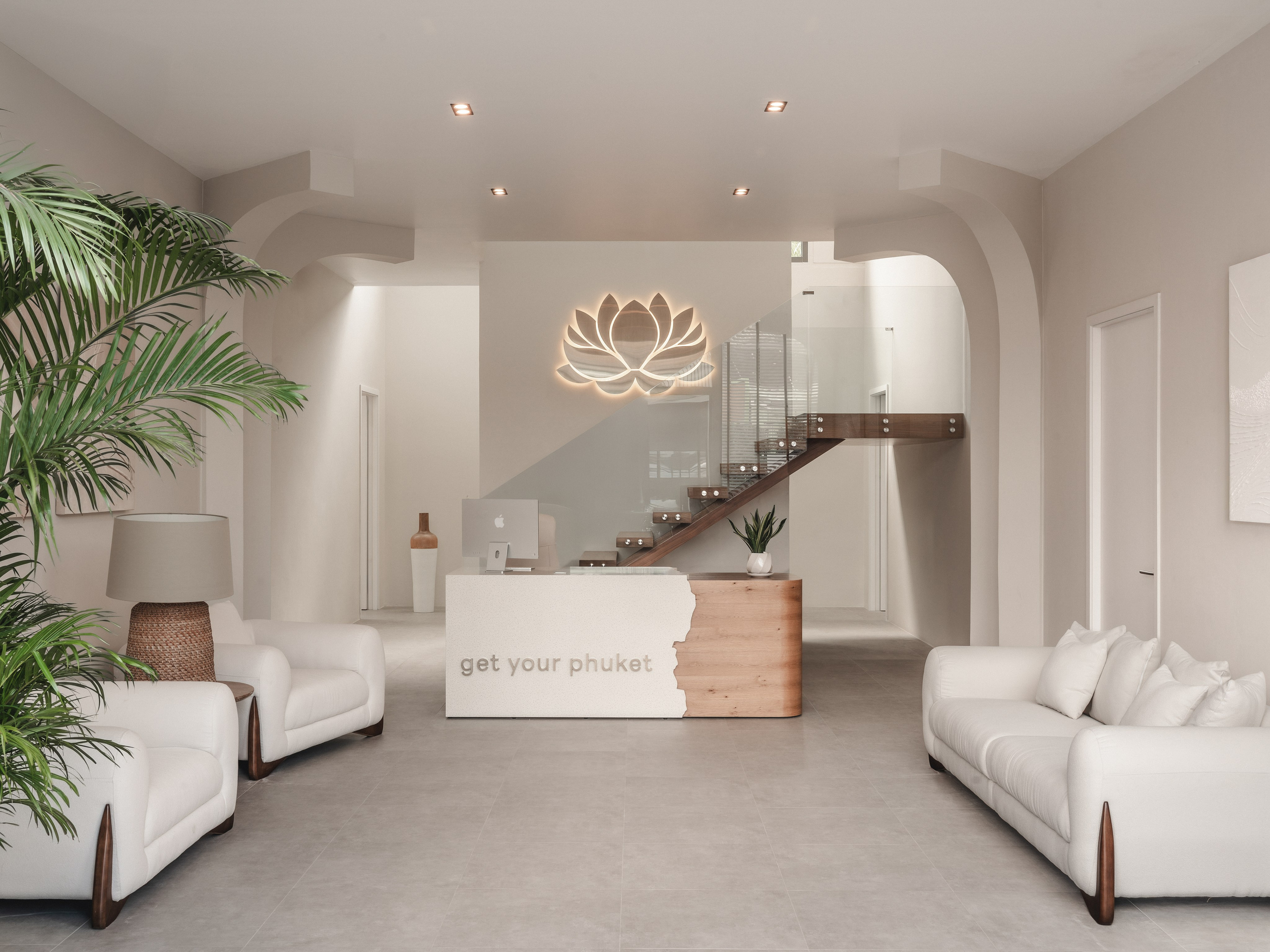 Офис агентства GetYourPhuket. Интерьерный фотограф на Пхукете | Perelude Interior