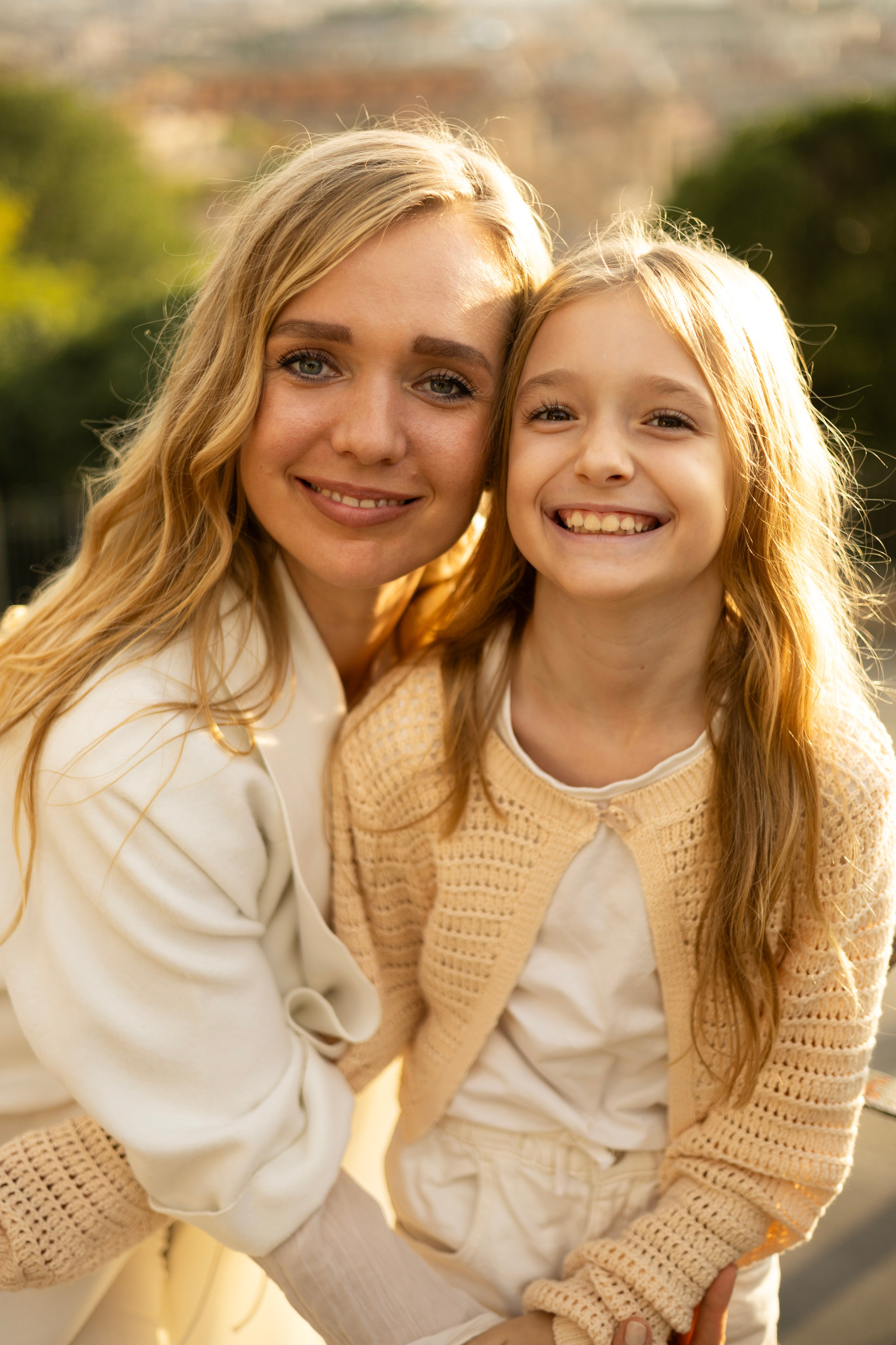 Hi! My name is Irena, and I’m a professional photographer specializing in family photography, love stories, and individual photoshoots