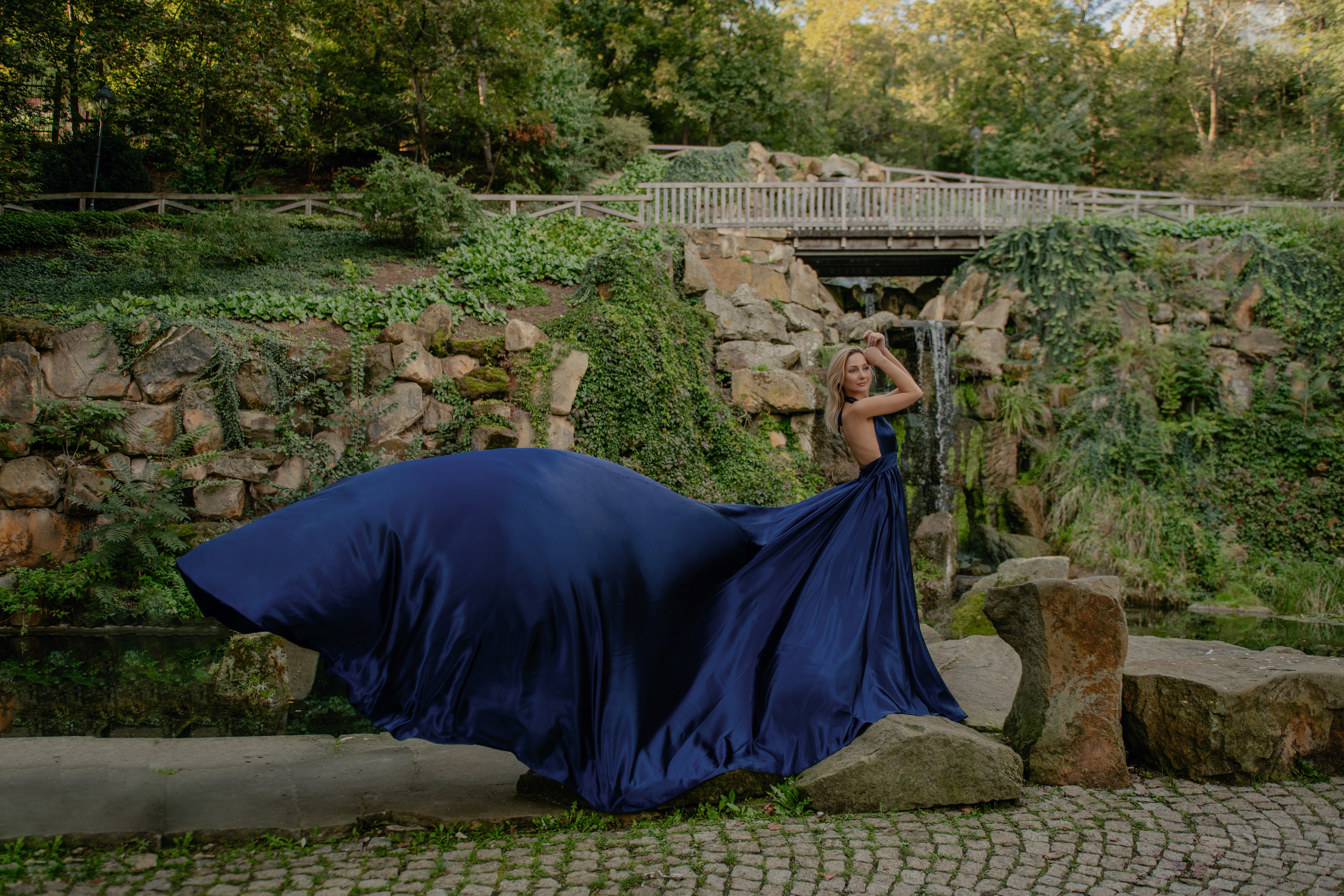 Portrait photoshoot in gorgeous dress in Kinský garden in Prague. Professional photographer in Prague Anastasia Haritonova