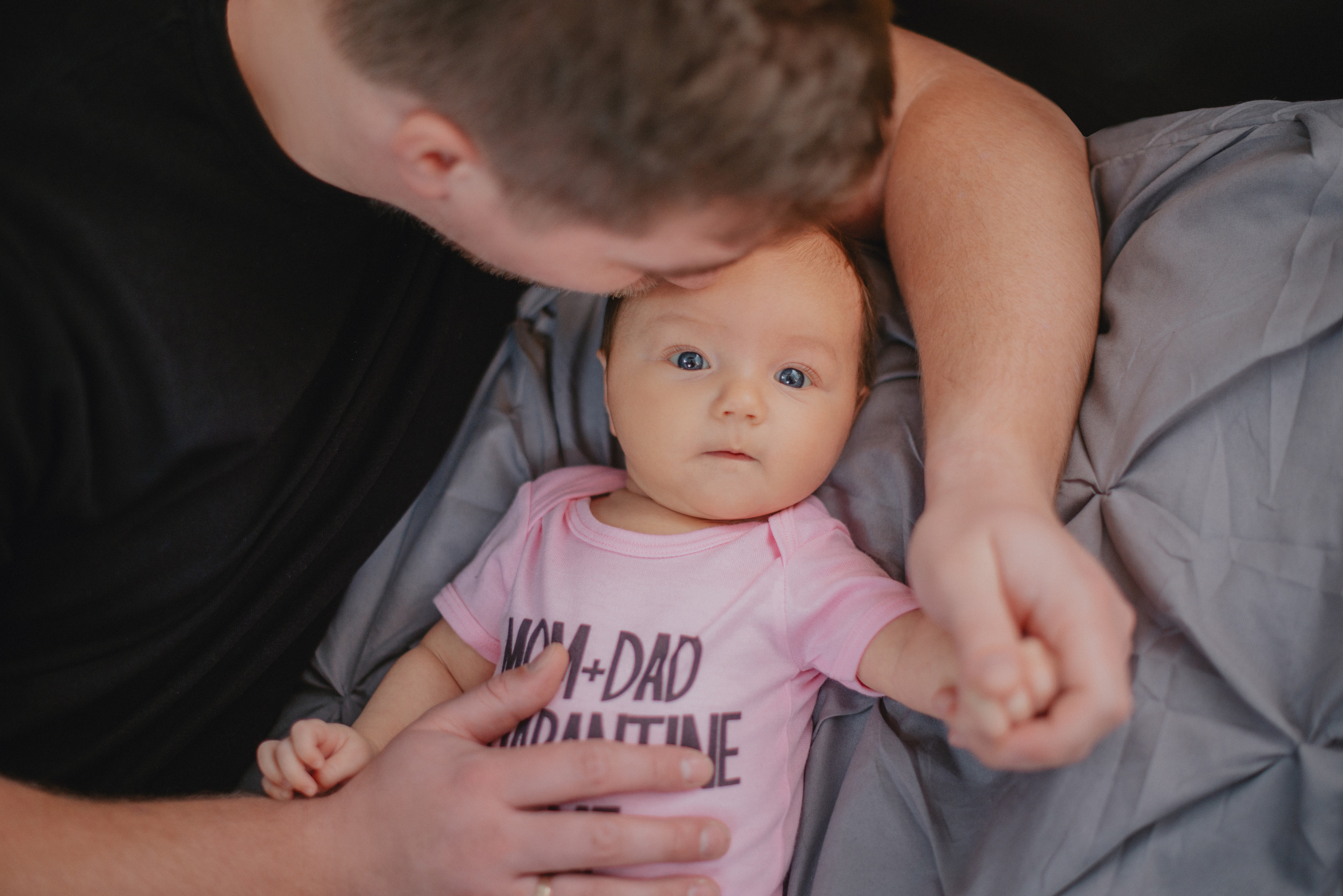 Первая домашняя фотосессия новорожденного в Праге. Профессиональный фотограф в Праге Анастасия Харитонова