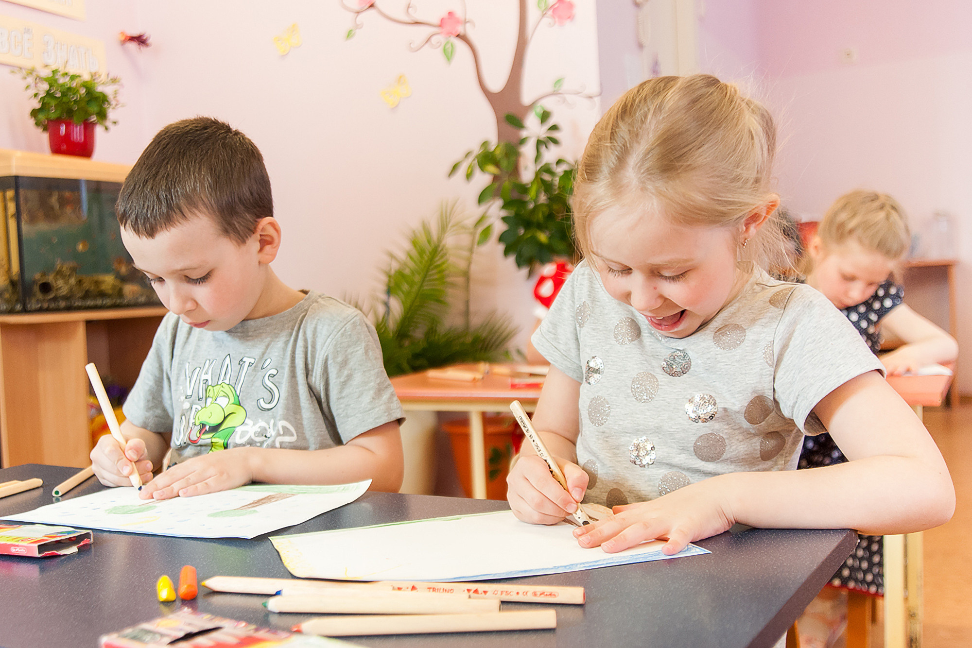 выпускные альбомы, выпускной альбом Таллинн, детский фотограф, школьный фотограф Таллин, фотограф на школьный выпускной Таллин, фотосессия в школе Таллин, фото для школьного альбома Таллин, школьная фотосъёмка Таллин, lõpualbumid, lõpualbum Tallinnas, lastefotograaf, koolifotograaf Tallinnas, fotograaf kooli lõpetamiseks Tallinnas, fotosessioon koolis Tallinnas, fotod koolialbumi jaoks Tallinnas, koolifotosessioon Tallinnas