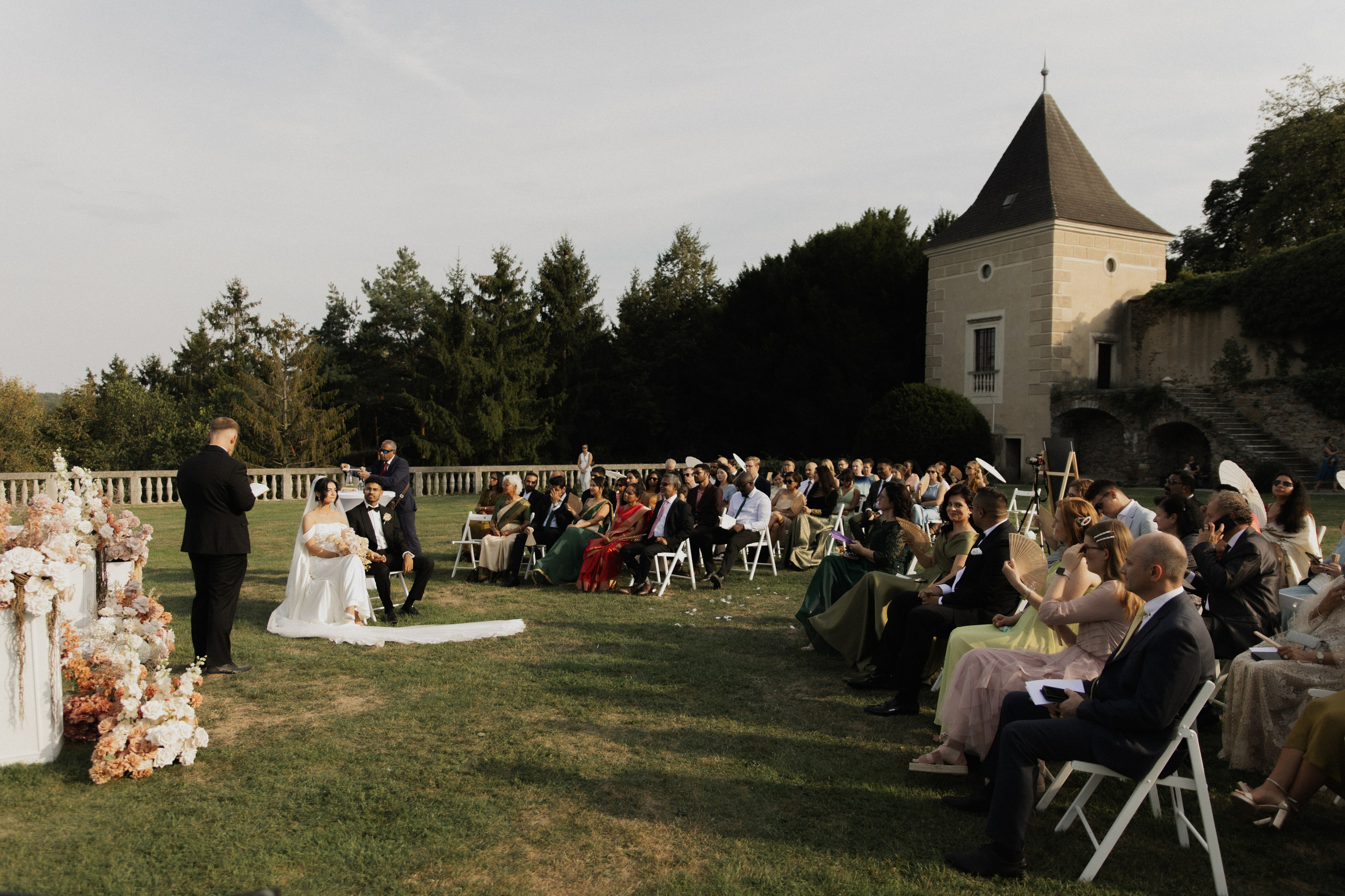 Elegant Castle Wedding in Austria | Alwin & Ruth’s Fairytale Celebration. Wedding photographer and videographer based in Timisoara, Romania