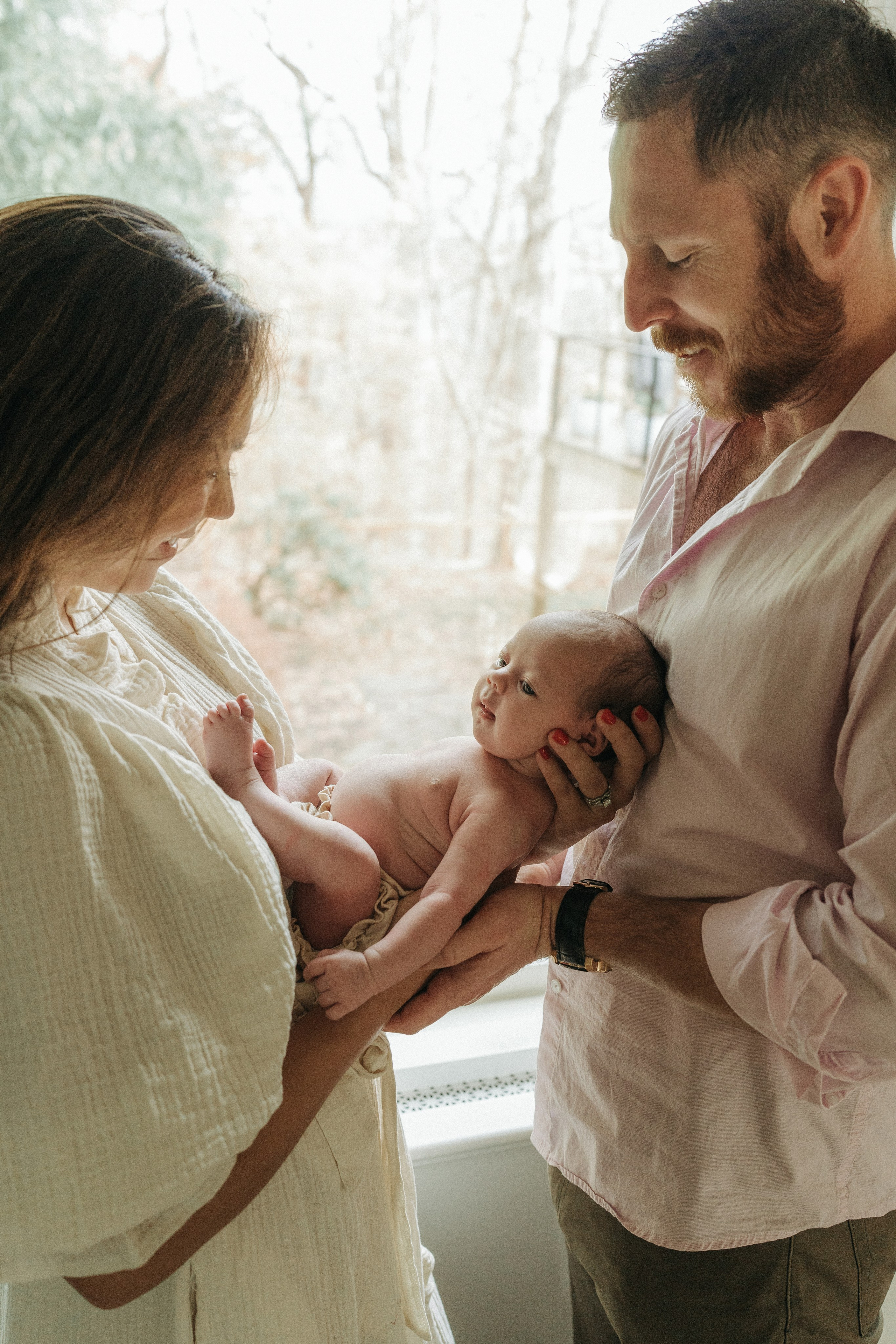 Newborn Photography with Parents – Gentle & Loving Moments. Alisa Tant — Family and newborn photographer Bucks County, Montgomery county, Philadelphia, NJ