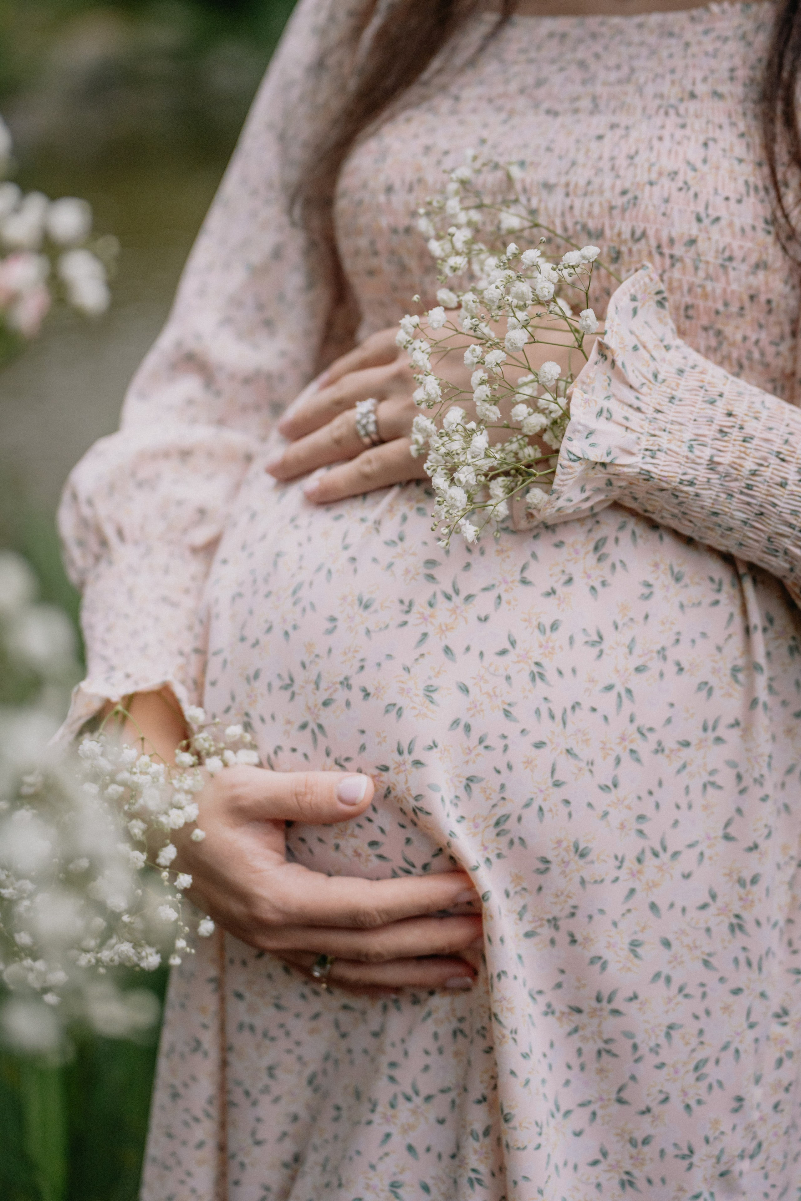 Outdoor Maternity Photography – Capturing Motherhood in Nature. Alisa Tant — Family and newborn photographer Bucks County, Montgomery county, Philadelphia, NJ