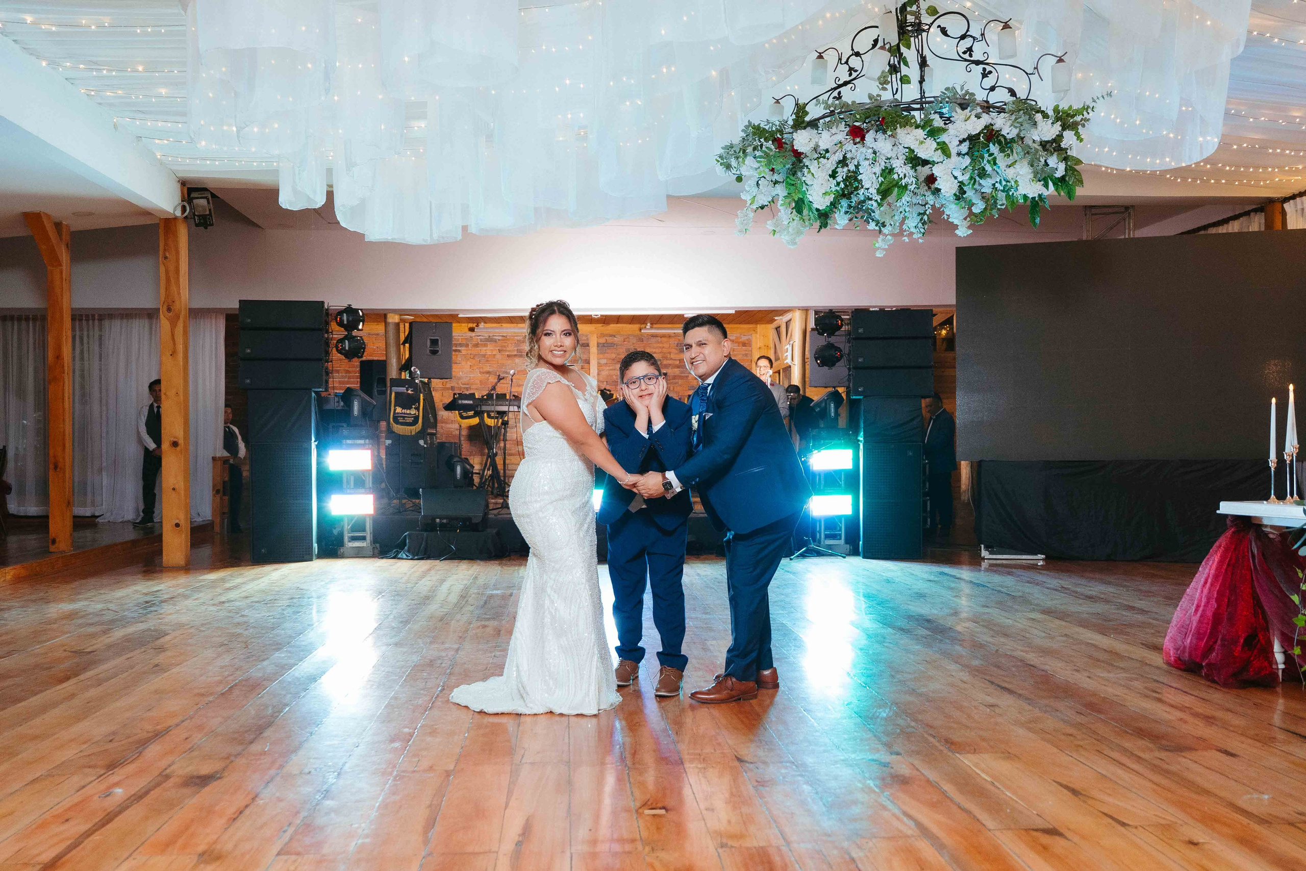 Ivan y Maria. Fotógrafo de bodas en Loja Ecuador | Piero Alvarez PH
