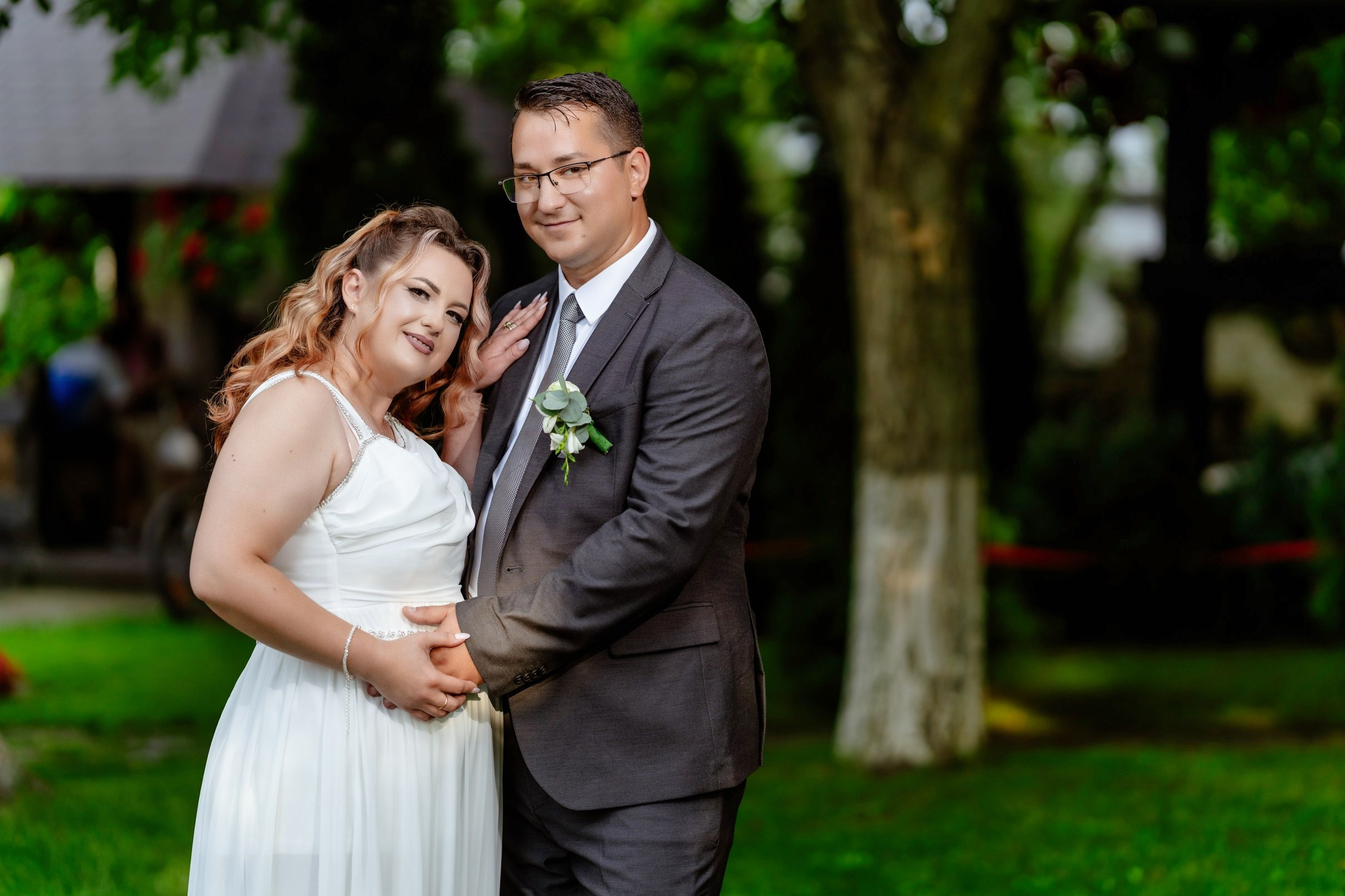 • fotograf cununie religioasă Dorohoi Alexandru și Otilia în biserică • fotograf cununie religioasă Dorohoi moment emoționant schimb de priviri • fotograf cununie religioasă Dorohoi mirii în timpul slujbei • fotograf cununie religioasă Dorohoi cadre naturale din biserică • fotograf cununie religioasă Dorohoi binecuvântarea mirilor • fotograf stare civilă Botoșani Alexandru și Otilia spun DA • fotograf stare civilă Botoșani moment semnare acte oficiale • fotograf stare civilă Botoșani emoții la ieșirea din primărie • fotograf stare civilă Botoșani cadre cu mirii și invitații • fotograf stare civilă Botoșani fotografii naturale și autentice • fotograf nuntă Botoșani ședință foto Alexandru și Otilia • fotograf nuntă Dorohoi cadre romantice ședință foto miri • fotograf nuntă Botoșani portrete elegante miri • fotograf nuntă Dorohoi cadre naturale în lumină caldă • fotograf nuntă Botoșani ședință foto în aer liber • fotograf nuntă Botoșani petrecere dans și distracție • fotograf nuntă Dorohoi momente spontane la petrecere • fotograf nuntă Botoșani invitați pe ringul de dans • fotograf nuntă Dorohoi cadre dinamice de la petrecere • fotograf nuntă Botoșani atmosferă vibrantă și emoții reale • Alin Chirilă fotograf surprinde emoțiile mirilor Alexandru și Otilia • Alin Chirilă fotograf cadre naturale și autentice de nuntă • Alin Chirilă fotograf poveste de dragoste spusă prin imagini • Alin Chirilă fotograf momente reale și emoții sincere • Alin Chirilă fotograf portrete elegante de miri • AlinoFotoStudio fotografie de nuntă Alexandru și Otilia • AlinoFotoStudio cadre artistice cununie religioasă • AlinoFotoStudio ședință foto miri în lumină naturală • AlinoFotoStudio fotografie autentică de nuntă în România • AlinoFotoStudio momente speciale surprinse cu emoție • povestitor prin fotografie surprinde iubirea dintre Alexandru și Otilia • povestitor prin fotografie cadre naturale și emoții reale • povestitor prin fotografie zi de nuntă spusă în imagini • povestitor prin fotografie momente autentice și pline de viață • povestitor prin fotografie amintiri transformate în artă Alin Chirilă fotograf – povestitor prin fotografie la nunta Alexandru și Otilia • AlinoFotoStudio fotograf nuntă – emoții reale surprinse natural • fotograf nuntă Botoșani • fotograf nuntă Dorohoi • fotograf cununie religioasă Dorohoi • fotograf stare civilă Botoșani • fotograf botez Botoșani • Alin Chirilă fotograf • AlinoFotoStudio • povestitor prin fotografie