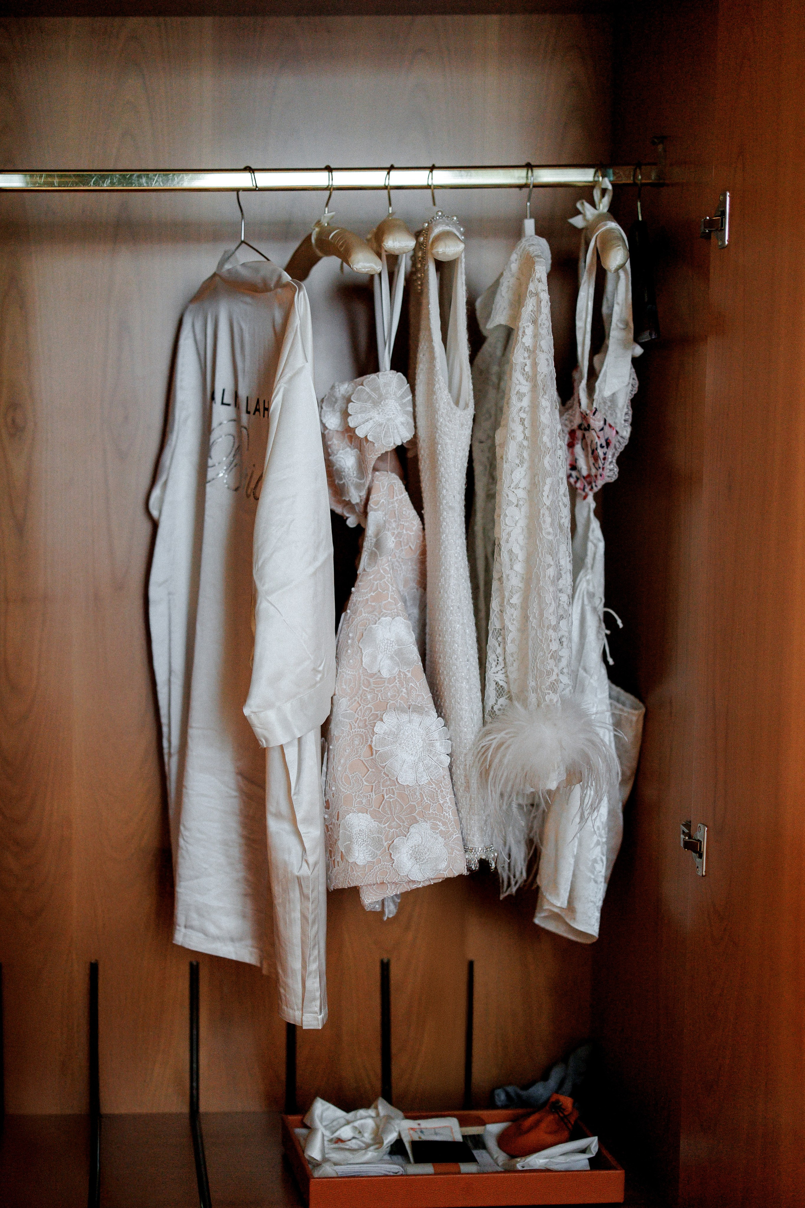 A Timeless & Chic Wedding at Villa Balbianello and Grand Hotel Tremezzo, Lake Como. Wedding and Family Photographer Switzerland and Italy. Valeria Diaz