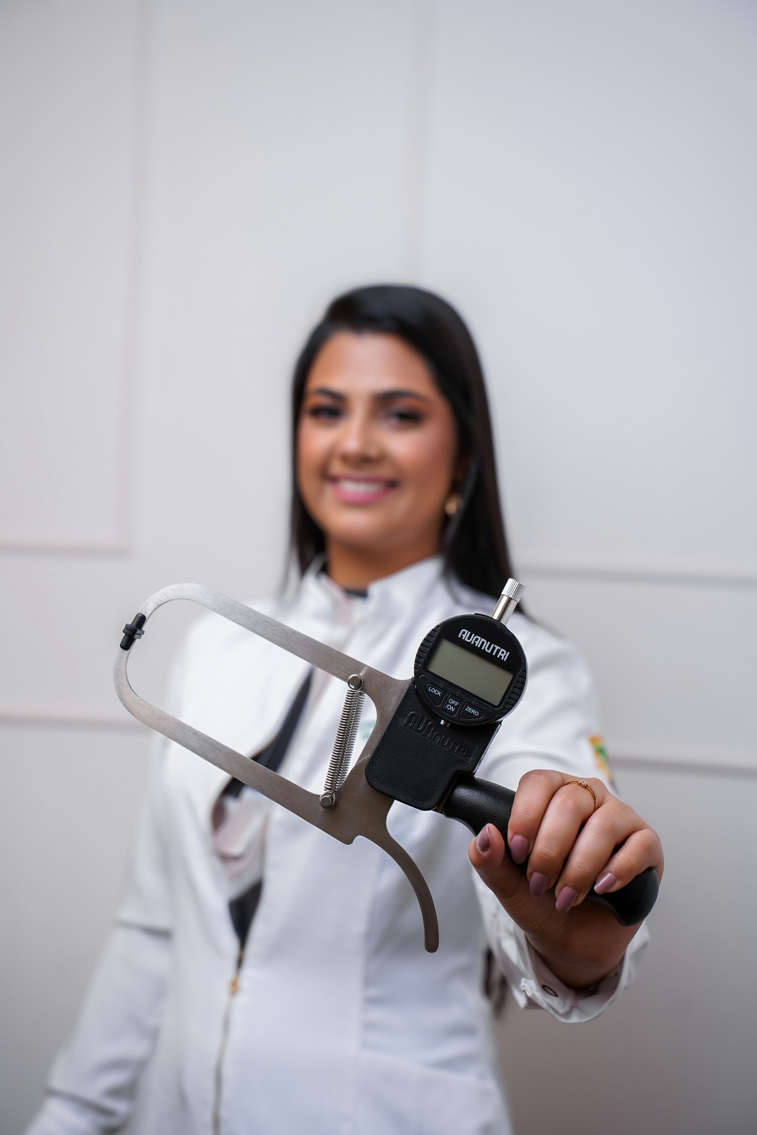 Institucionais. Início