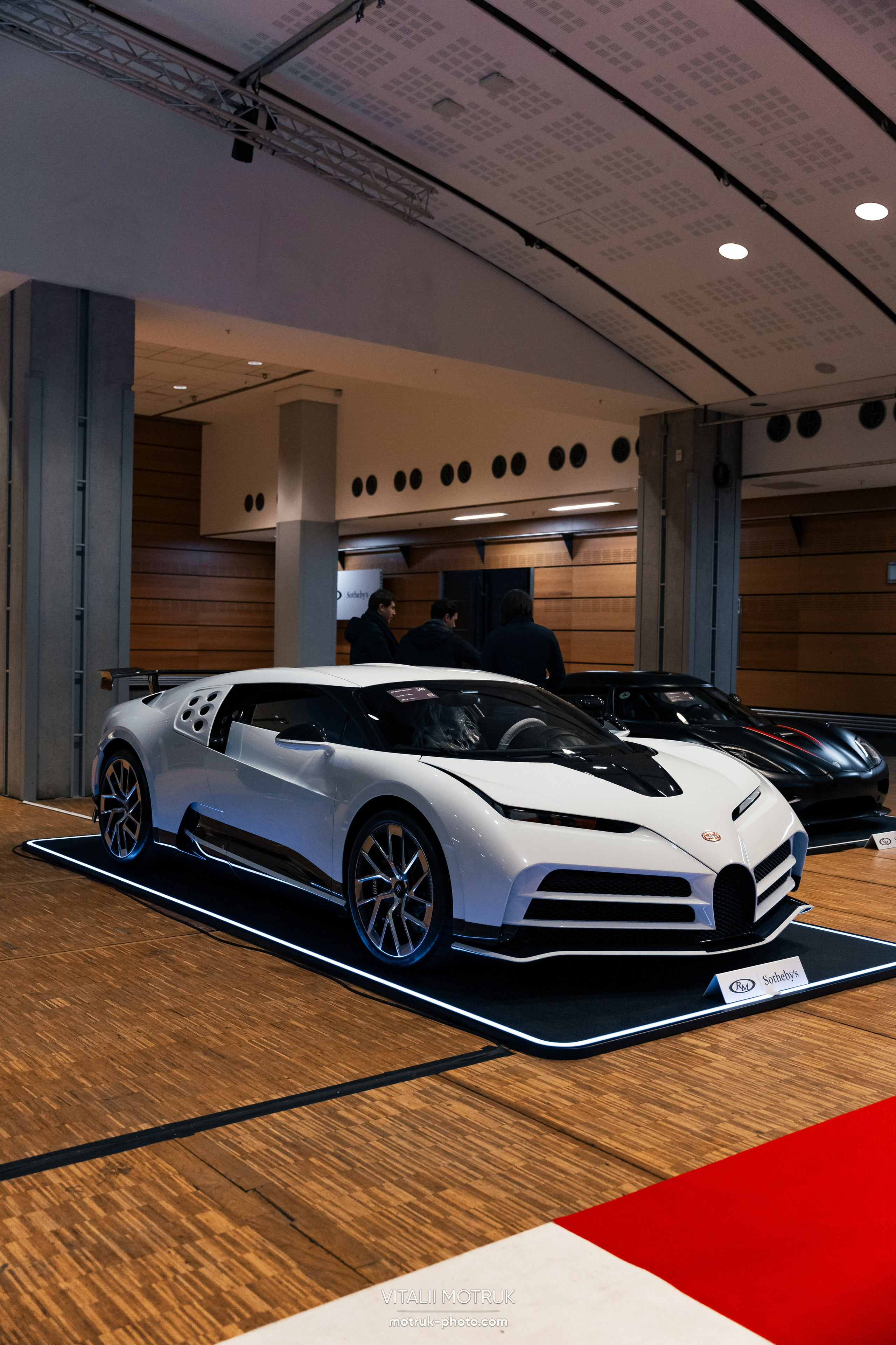 RM Sothebys 2025. Photographer in Paris — Vitalii Motruk