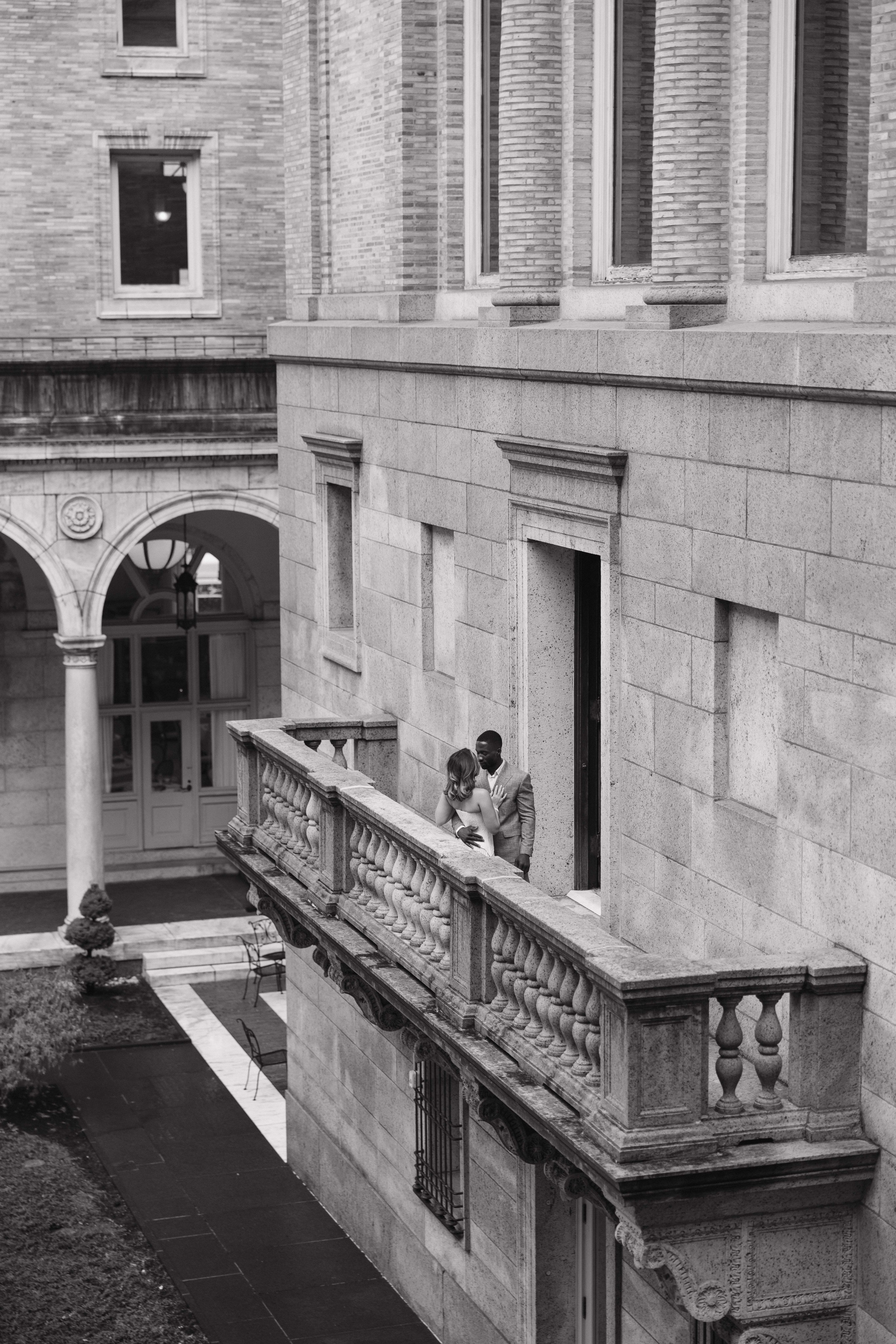 A Boston Love Story. Rhode Island Wedding Photographer Tati Simpson