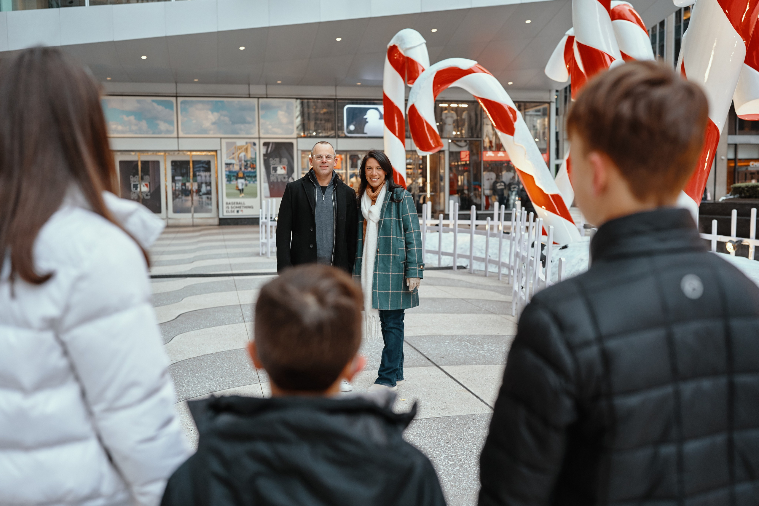 Christmas Mini Session 🎄. Professional Wedding and event photographer USA New York