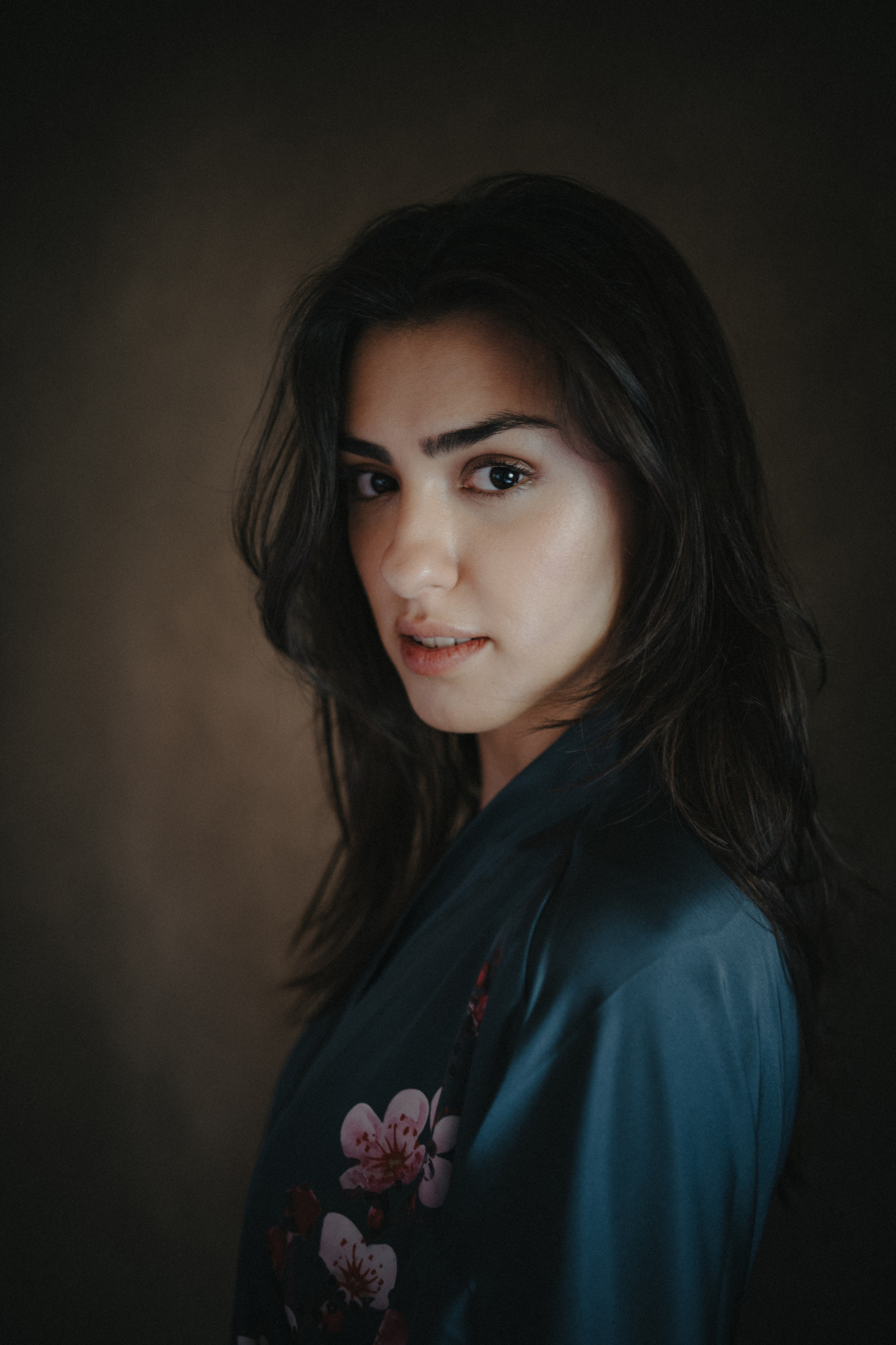 GÖKÇE. Portrait photographer in Germany and all over Europe Mischa Blank