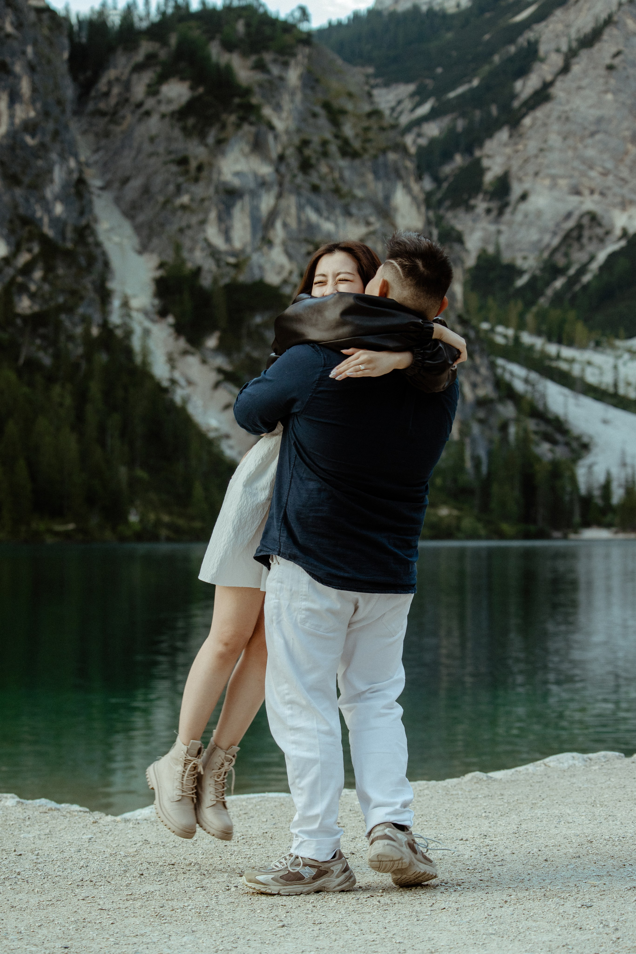 Sunrise proposal at Lago di Braies | Dreamy engagement in the Dolomites. Iceland elopement photographer & videographer