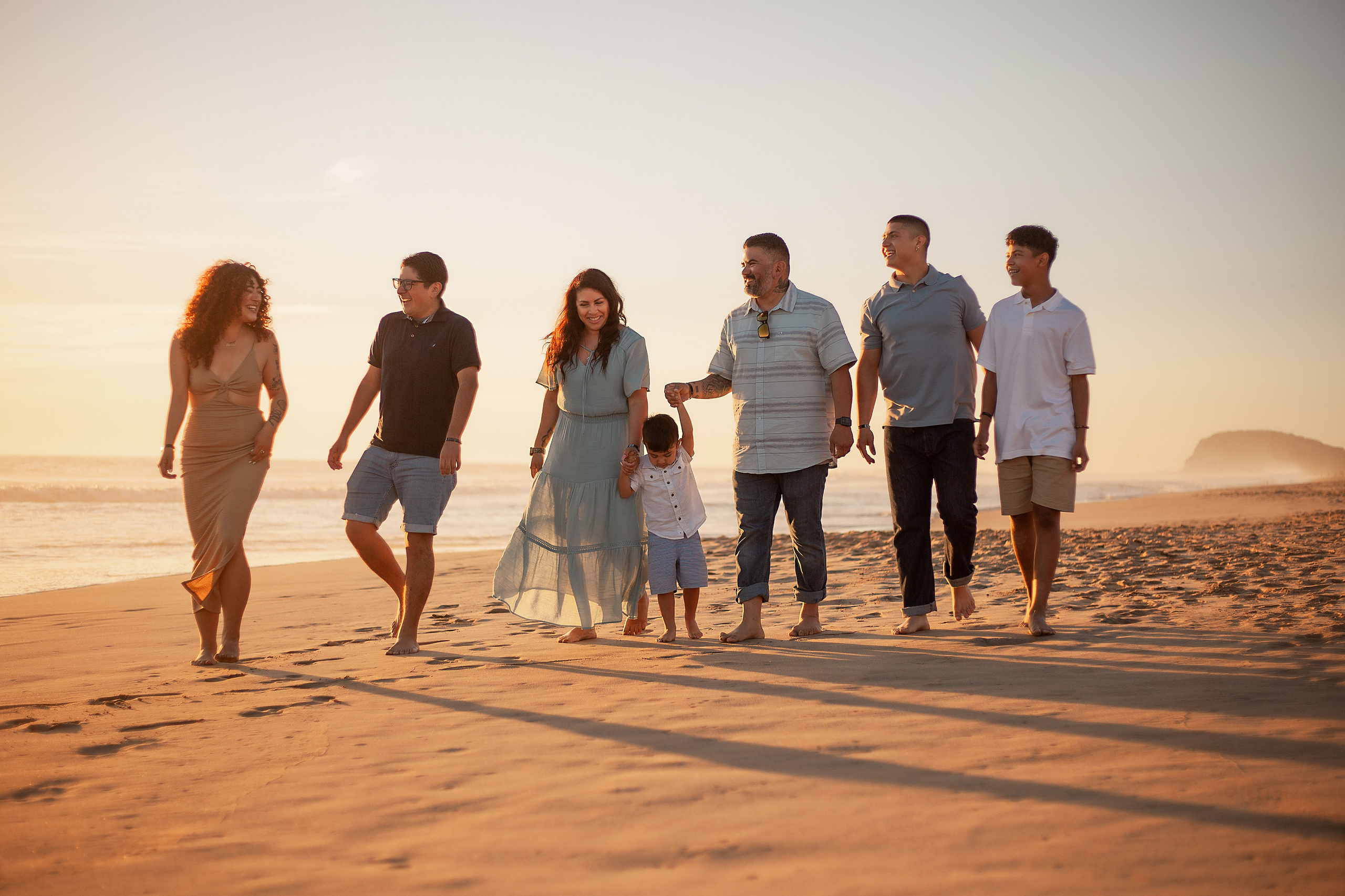 Professional photographer in Mazatlan | Beach Photo Sessions. Victoria Castellanos. Fotógrafo profesional en Mazatlán