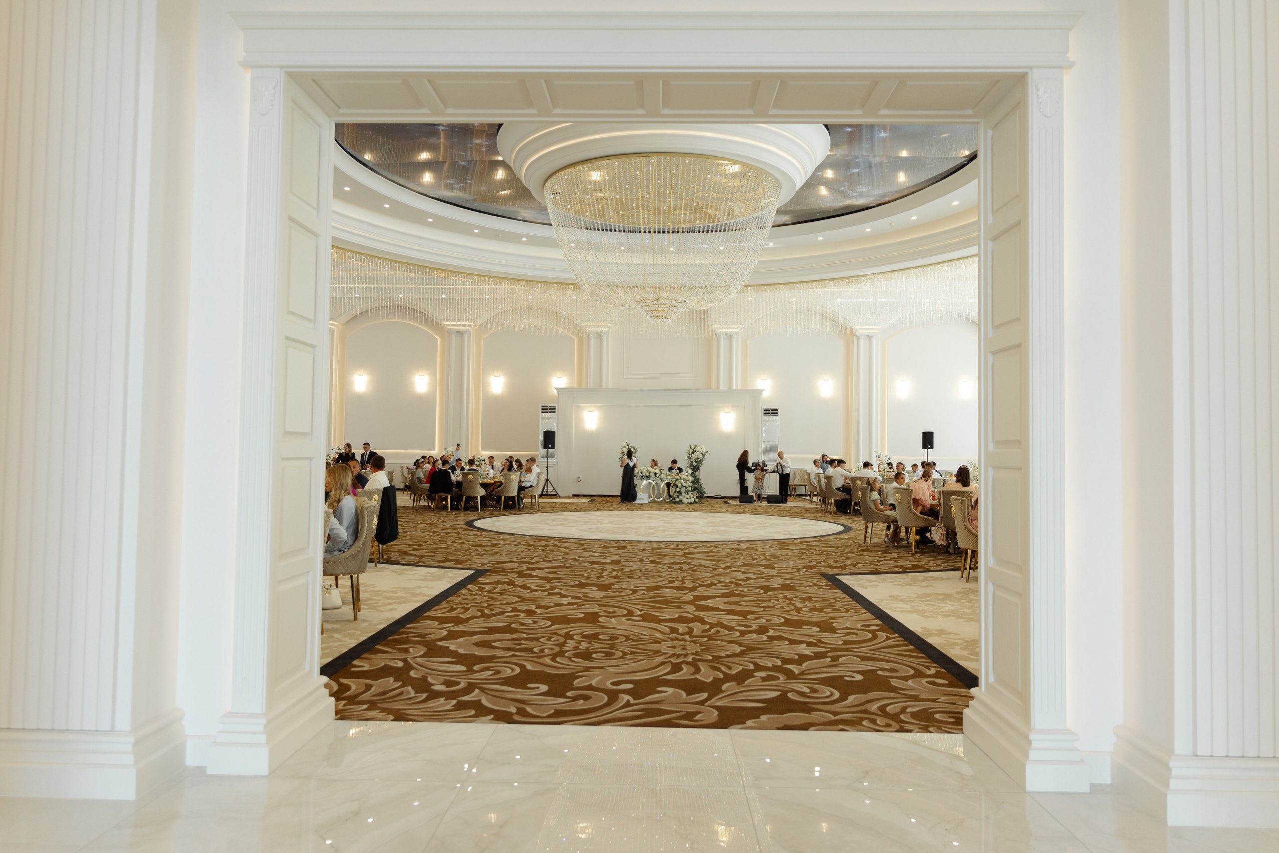 Kevin and Sara wedding in Suceava, Romania. Wedding photographer and videographer based in Timisoara, Romania