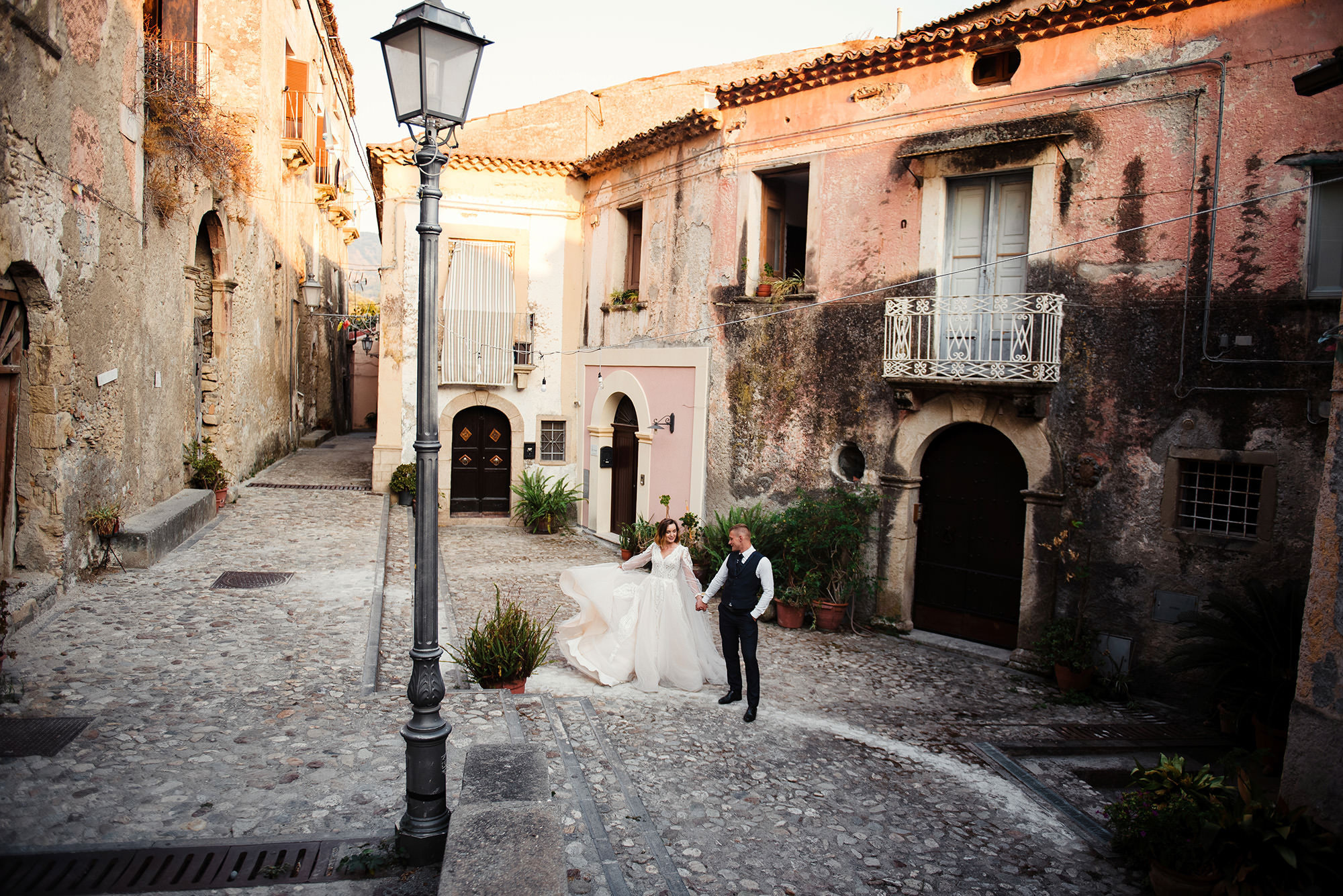 Traumhafte Hochzeit in Italien: Romantik & Liebe im Bel Paese