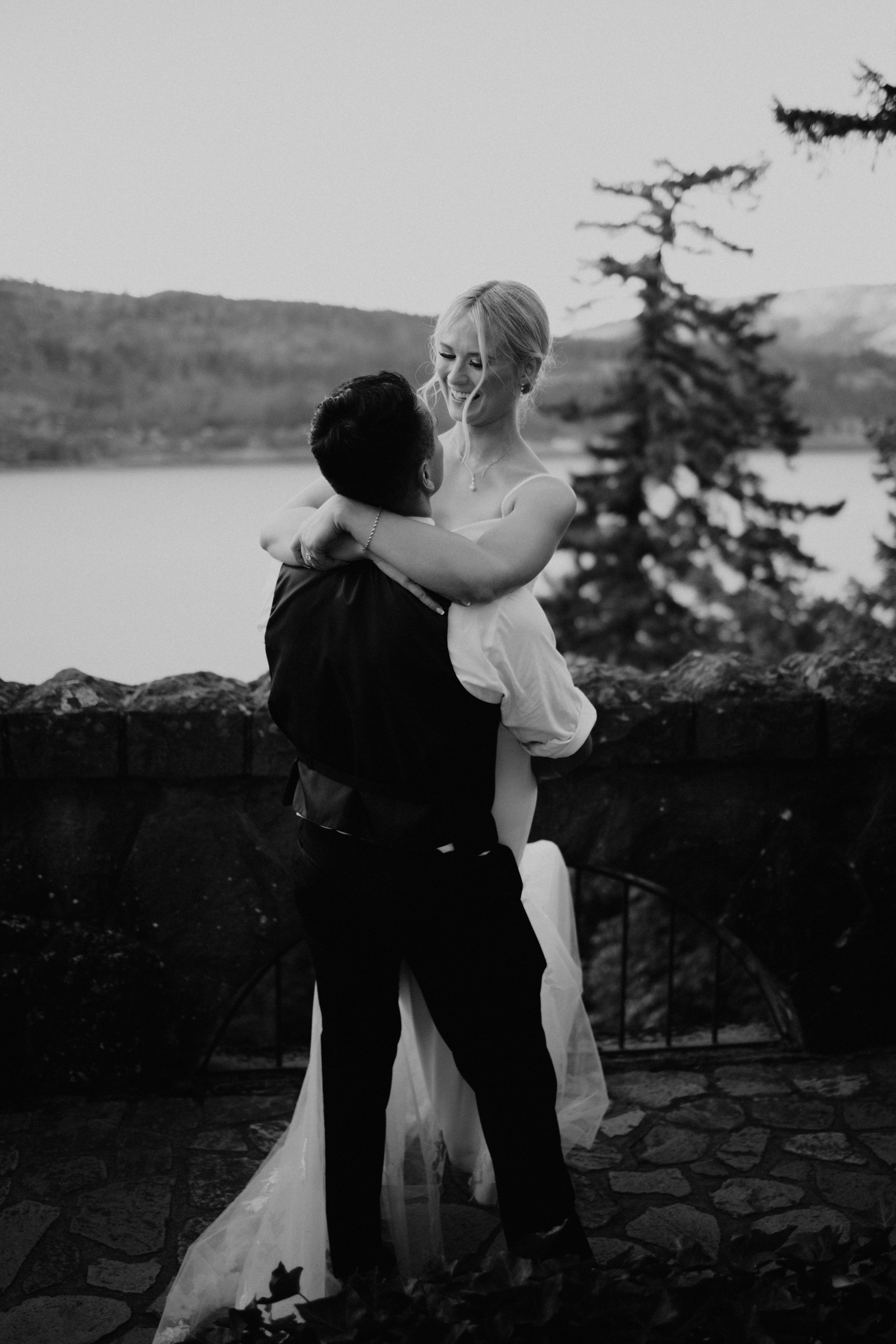 Brook & Richard's Wedding in Portland Oregon| Captured by Georgy Shishkin, Professional Wedding Photographer Seattle, Bend & Oregon Coast. Capturing Love in the Heart of the Pacific Northwes