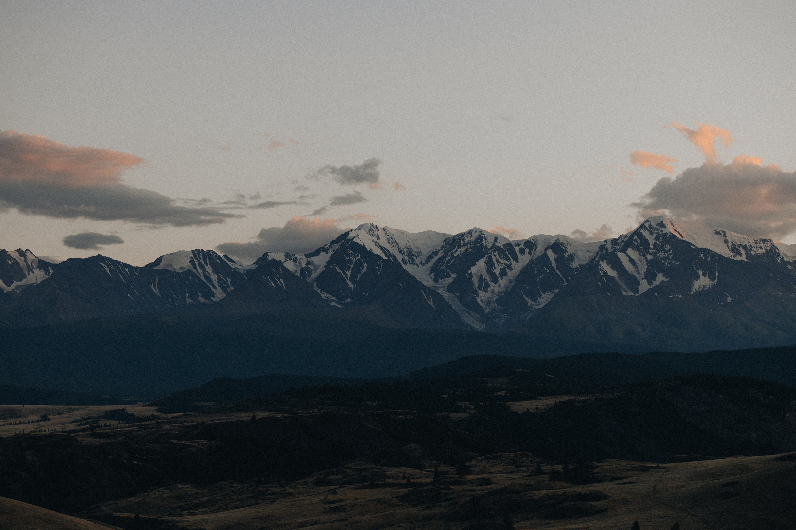 Mountain Elopement Wedding in Portland, Seattle, Bend & Oregon Coast | Kate & Igor | Georgy Shishkin Photography. Capturing Love in the Heart of the Pacific Northwes