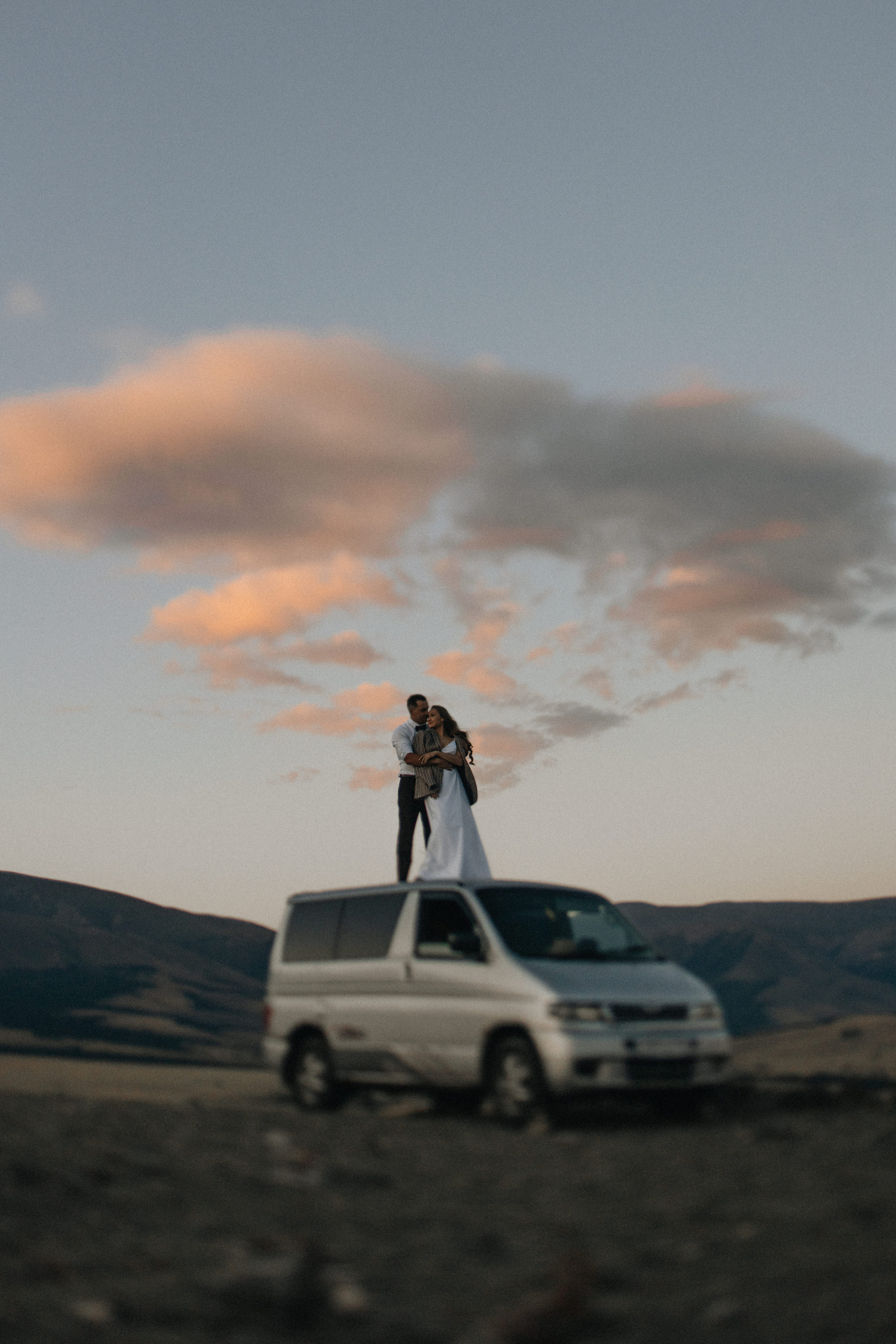 Mountain Elopement Wedding in Portland, Seattle, Bend & Oregon Coast | Kate & Igor | Georgy Shishkin Photography. Capturing Love in the Heart of the Pacific Northwes