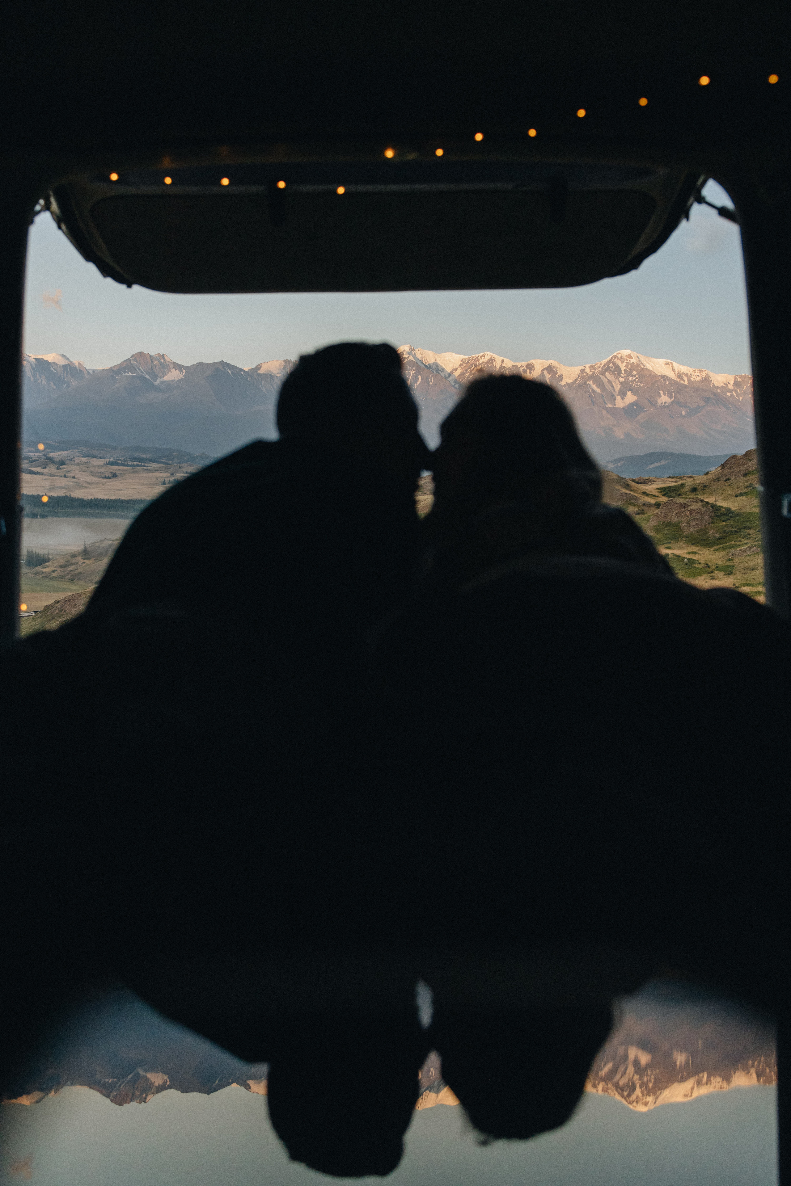 Mountain Elopement Wedding in Portland, Seattle, Bend & Oregon Coast | Kate & Igor | Georgy Shishkin Photography. Capturing Love in the Heart of the Pacific Northwes