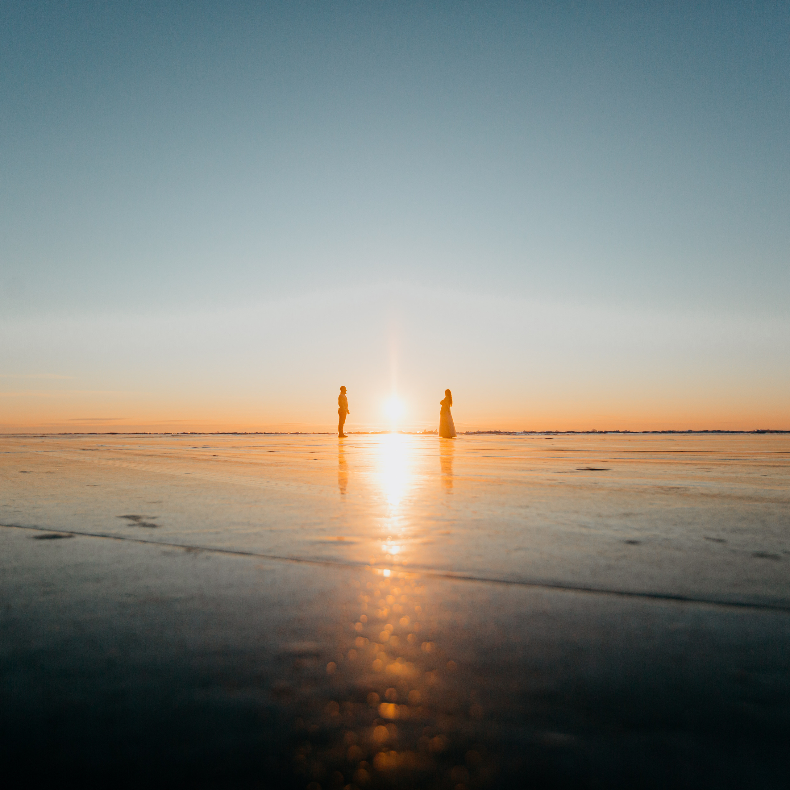 Portland, Seattle, Bend & Oregon Coast Elopement Photography | Julia & Andrew's Winter Lake Elopement by Georgy Shishkin. Capturing Love in the Heart of the Pacific Northwes