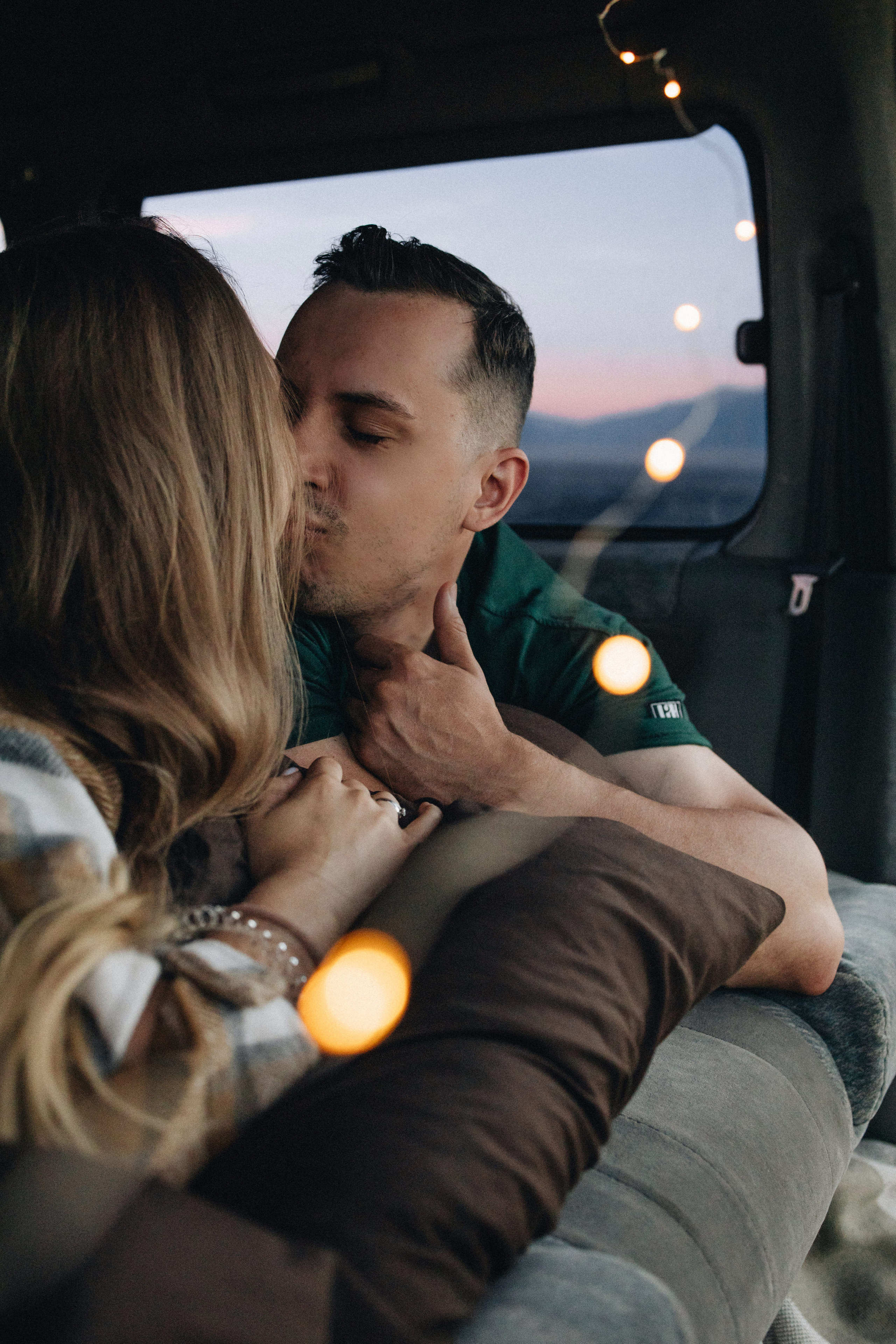 Mountain Elopement Wedding in Portland, Seattle, Bend & Oregon Coast | Kate & Igor | Georgy Shishkin Photography. Capturing Love in the Heart of the Pacific Northwes