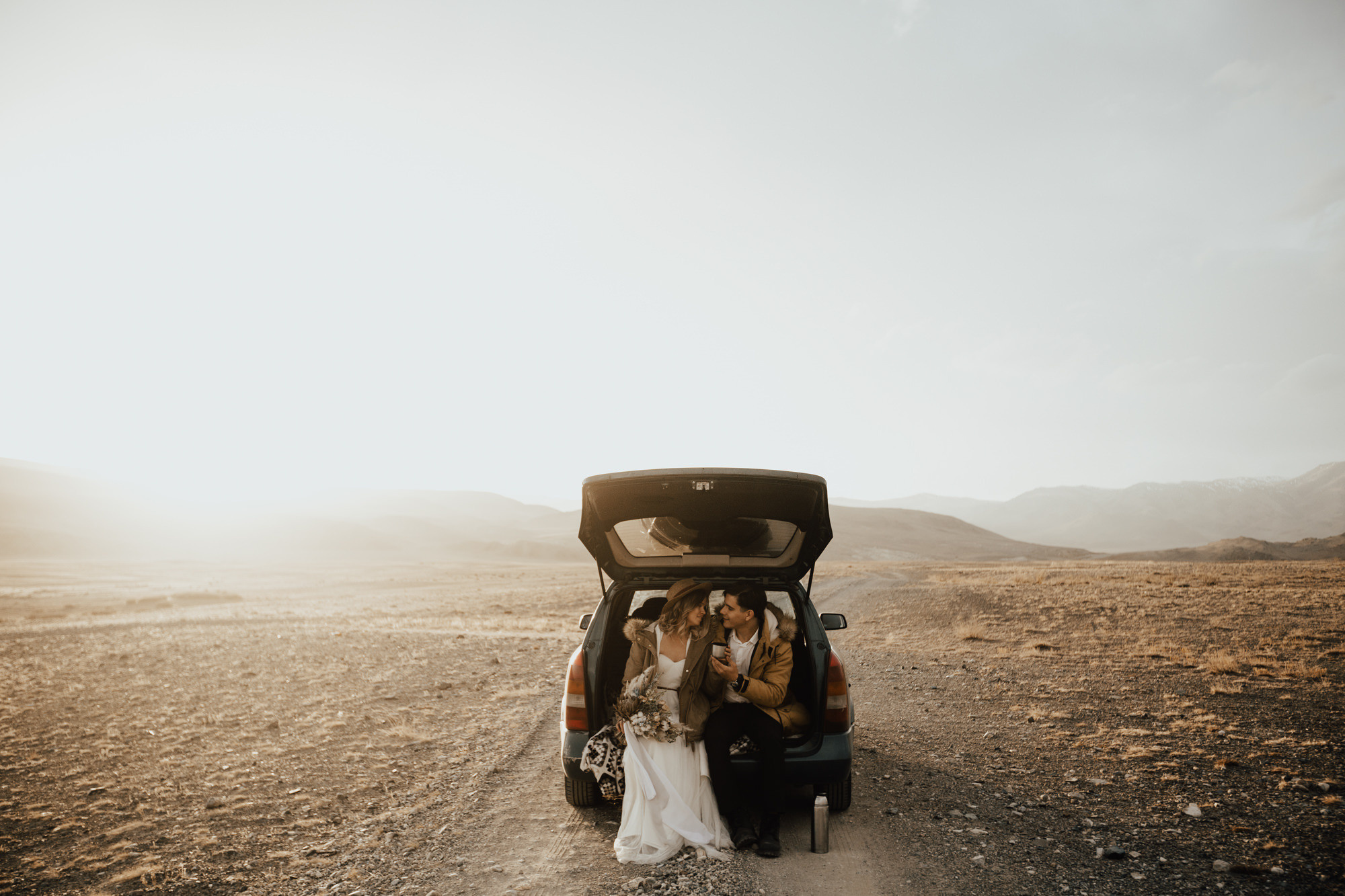 Alex & Olga’s Mountain Elopement | Wedding Photography by Georgy Shishkin  in Portland, Seattle, Bend & Oregon Coast. Capturing Love in the Heart of the Pacific Northwes