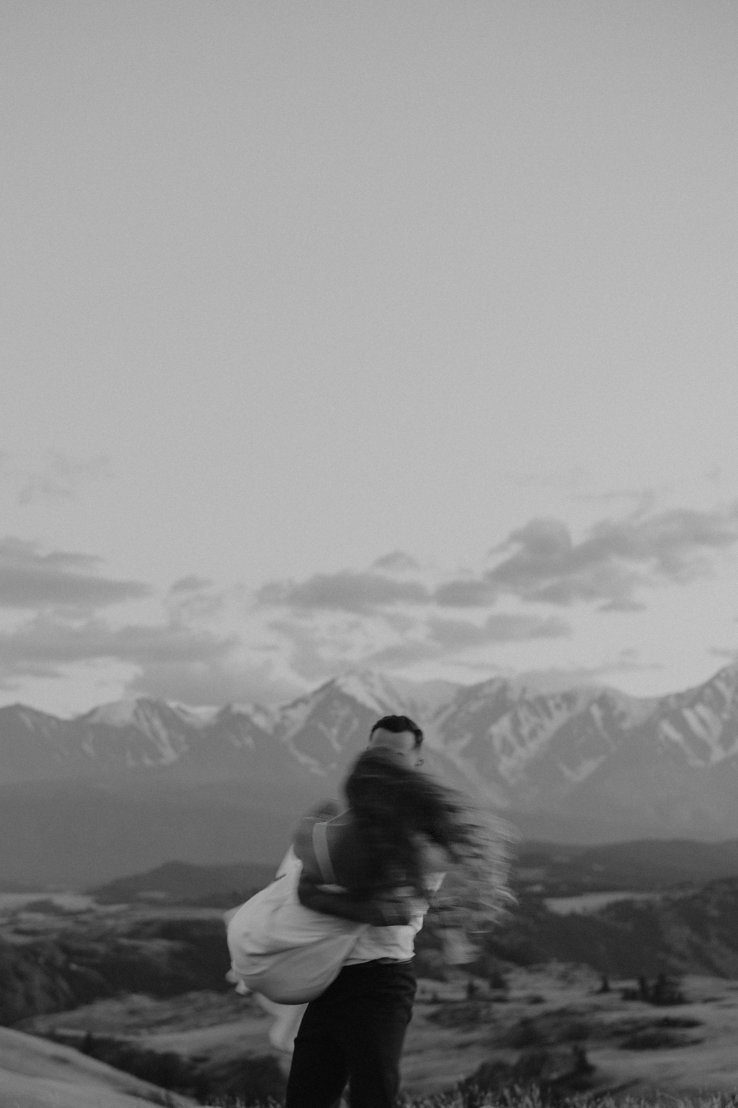 Mountain Elopement Wedding in Portland, Seattle, Bend & Oregon Coast | Kate & Igor | Georgy Shishkin Photography. Capturing Love in the Heart of the Pacific Northwes