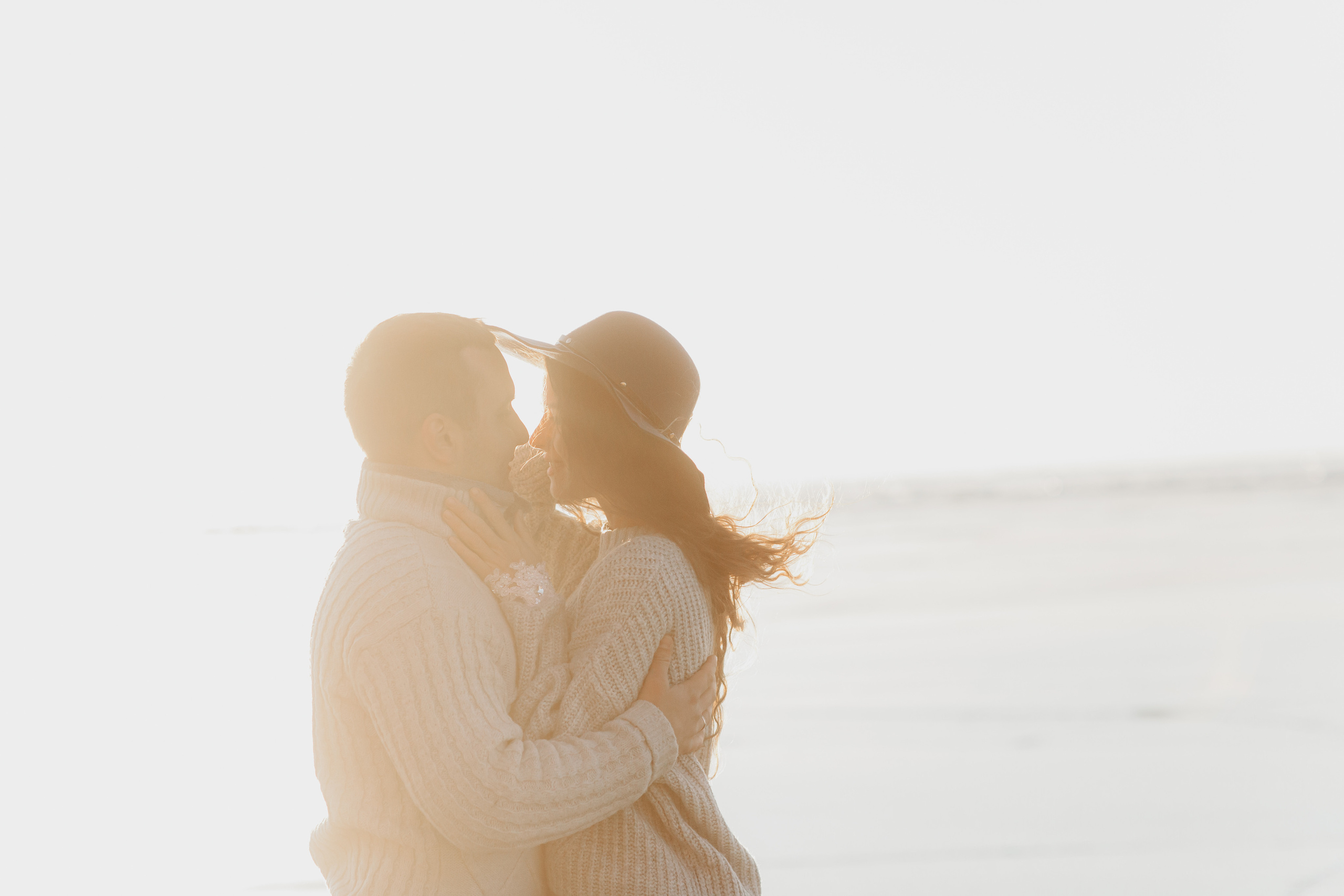 Portland, Seattle, Bend & Oregon Coast Elopement Photography | Julia & Andrew's Winter Lake Elopement by Georgy Shishkin. Capturing Love in the Heart of the Pacific Northwes