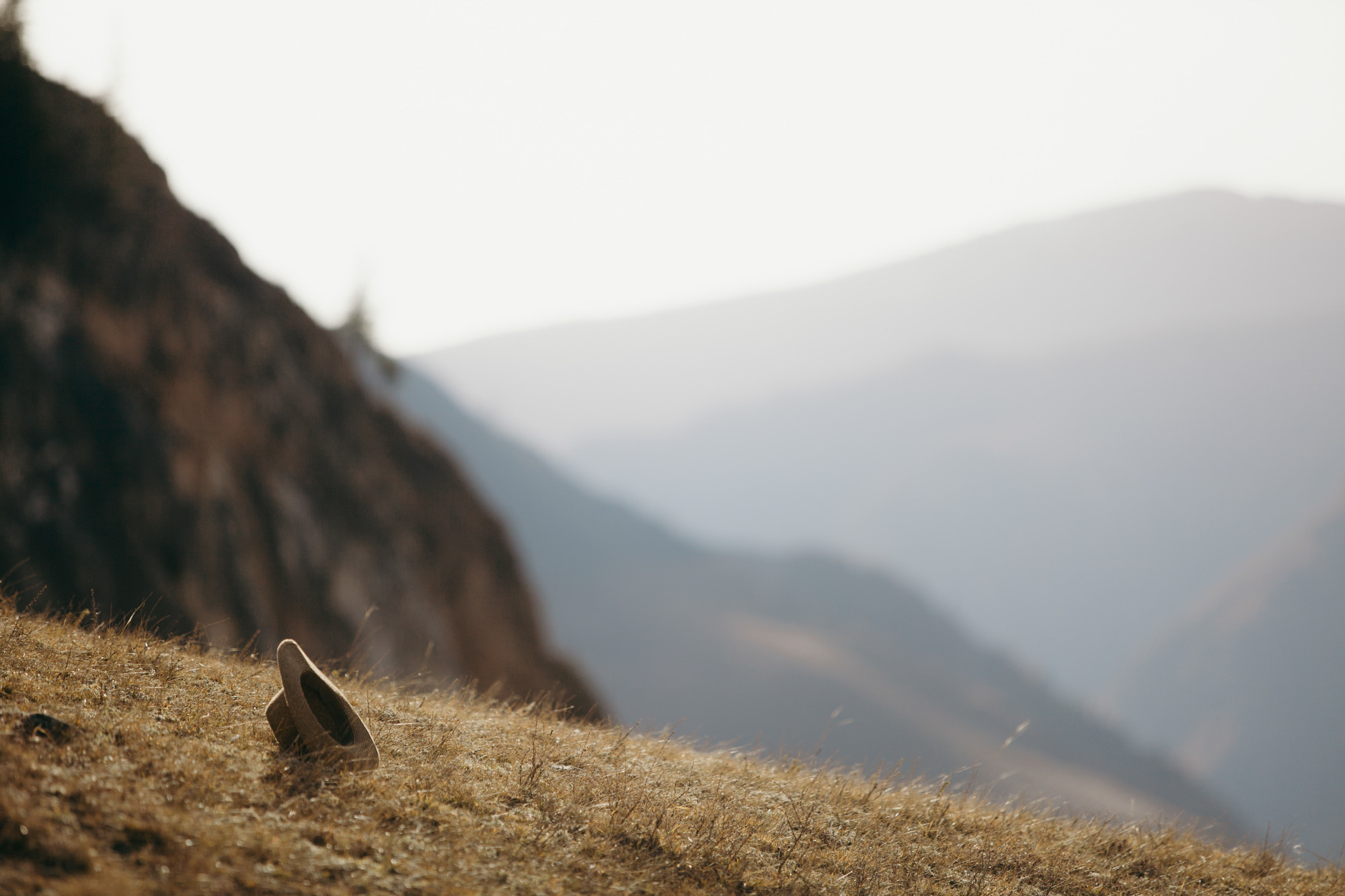 Alex & Olga’s Mountain Elopement | Wedding Photography by Georgy Shishkin  in Portland, Seattle, Bend & Oregon Coast. Capturing Love in the Heart of the Pacific Northwes