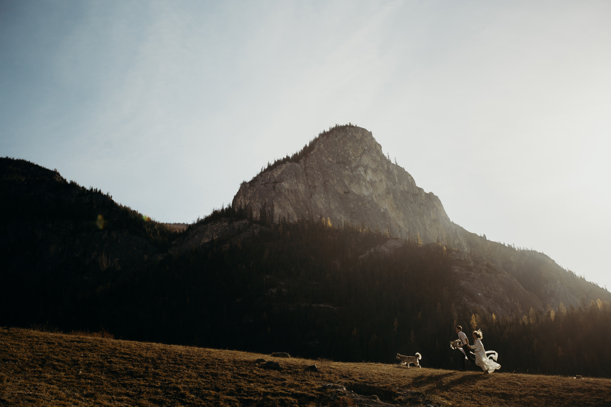 Alex & Olga’s Mountain Elopement | Wedding Photography by Georgy Shishkin  in Portland, Seattle, Bend & Oregon Coast. Capturing Love in the Heart of the Pacific Northwes