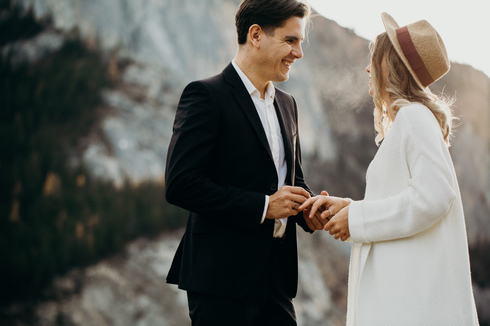 Alex & Olga’s Mountain Elopement | Wedding Photography by Georgy Shishkin  in Portland, Seattle, Bend & Oregon Coast. Capturing Love in the Heart of the Pacific Northwes