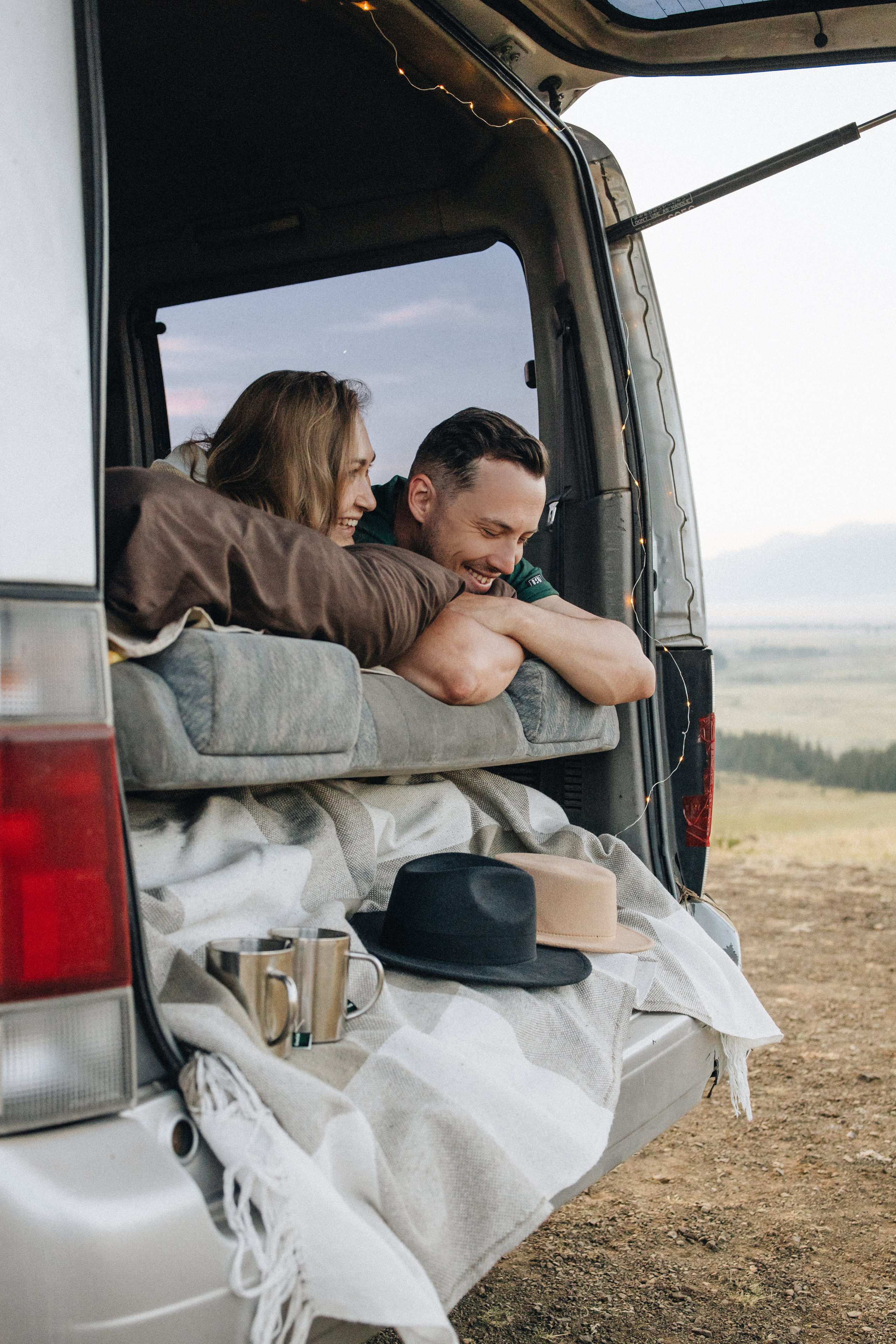 Mountain Elopement Wedding in Portland, Seattle, Bend & Oregon Coast | Kate & Igor | Georgy Shishkin Photography. Capturing Love in the Heart of the Pacific Northwes